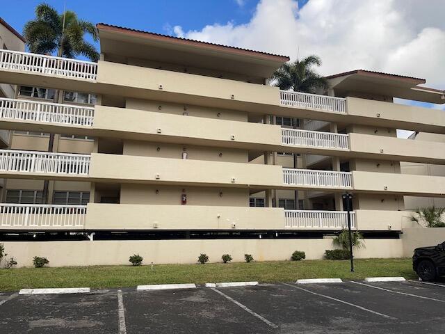 Vendido 7091 Environ Boulevard 347, Lauderhill, FL 33319, Lauderhill, FL 33319