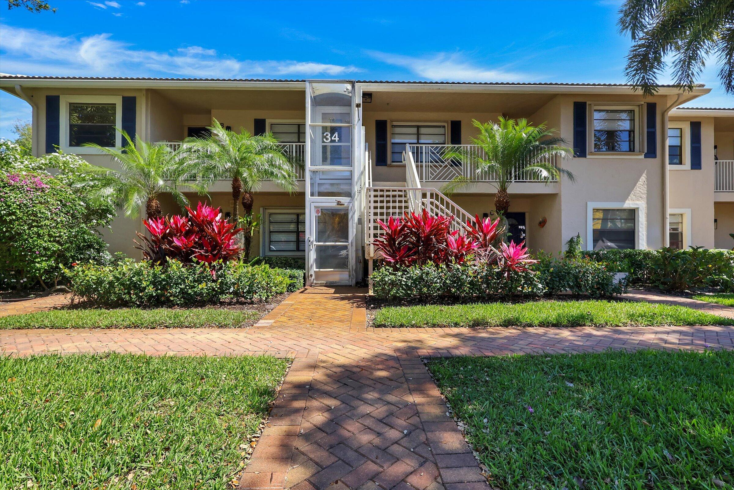Foto de propiedad en 34 W Stratford Ln Lane W D, Boynton Beach, FL 33436 Boynton Beach con MLS# 