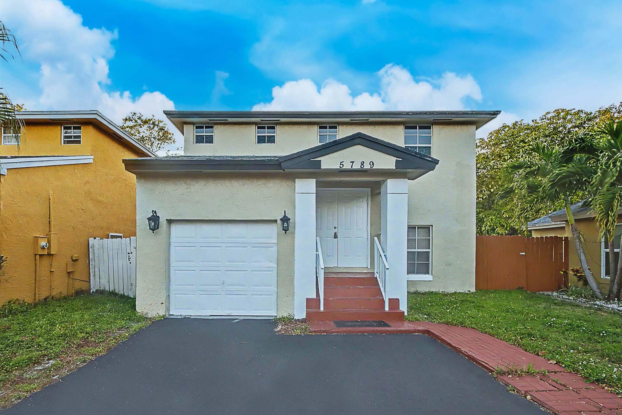 Alquilada 5789 Woodland Point Drive, Tamarac, FL 33319, Tamarac, FL 33319