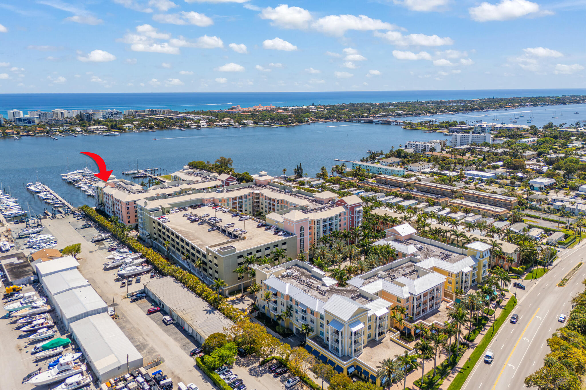 Foto de propiedad en 806 E Windward Way 403, Lantana, FL 33462 Lantana con MLS# 