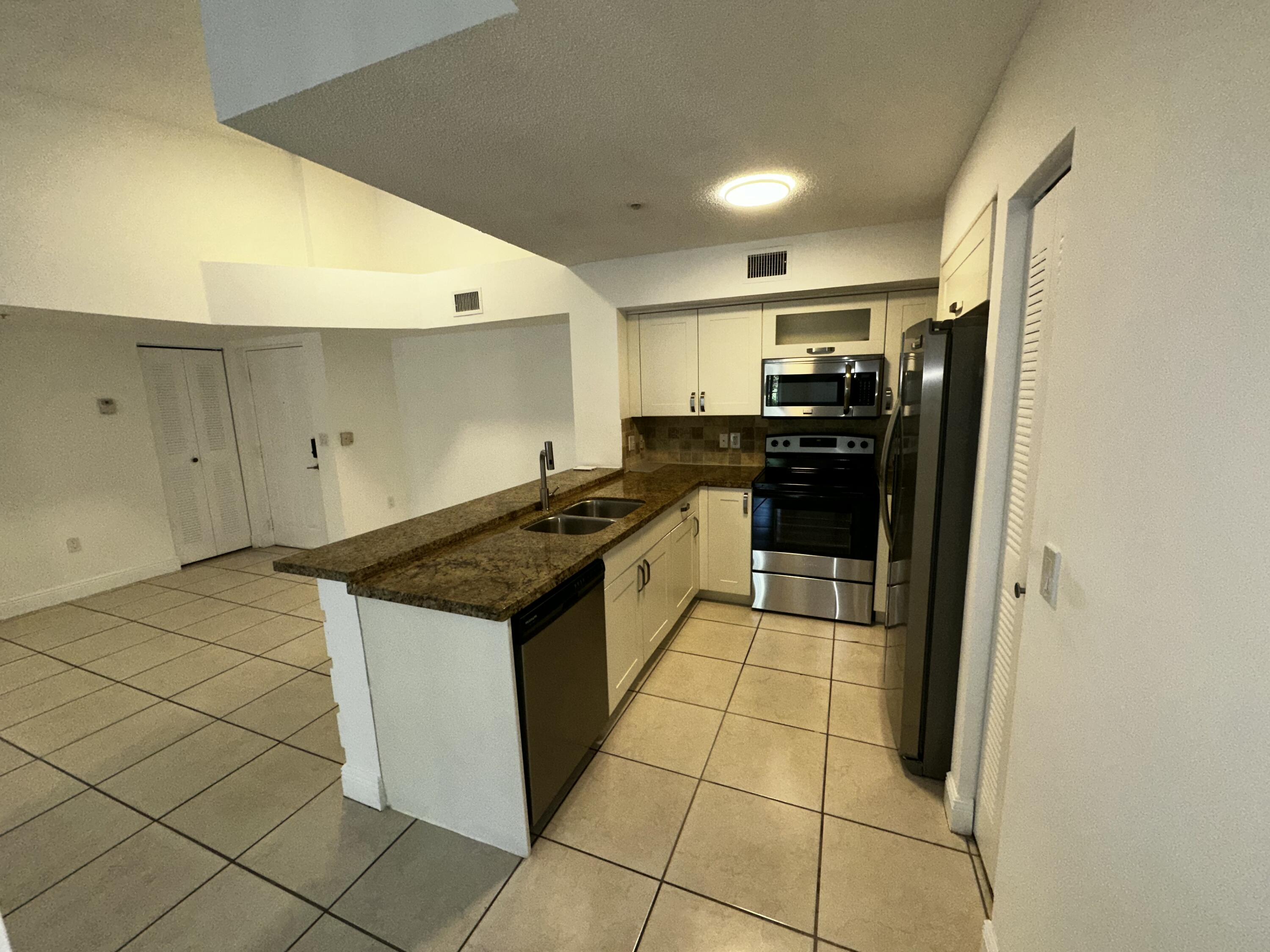En Renta 2103 Renaissance Boulevard 306, Miramar, FL 33025, Miramar, FL 33025