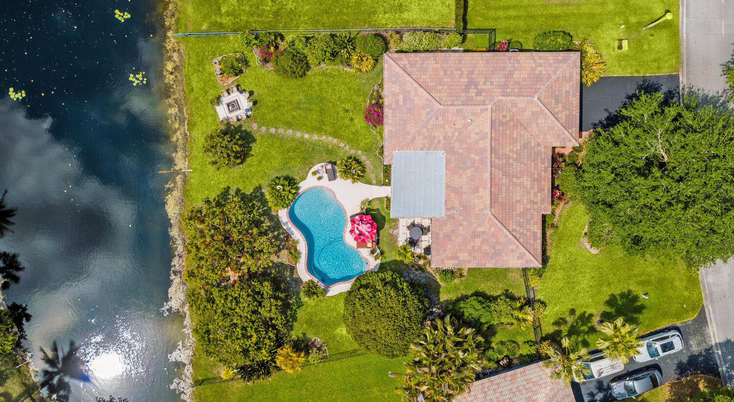 Foto de propiedad en 10170 NW 39th Court, Coral Springs, FL 33065 Coral Springs con MLS# 