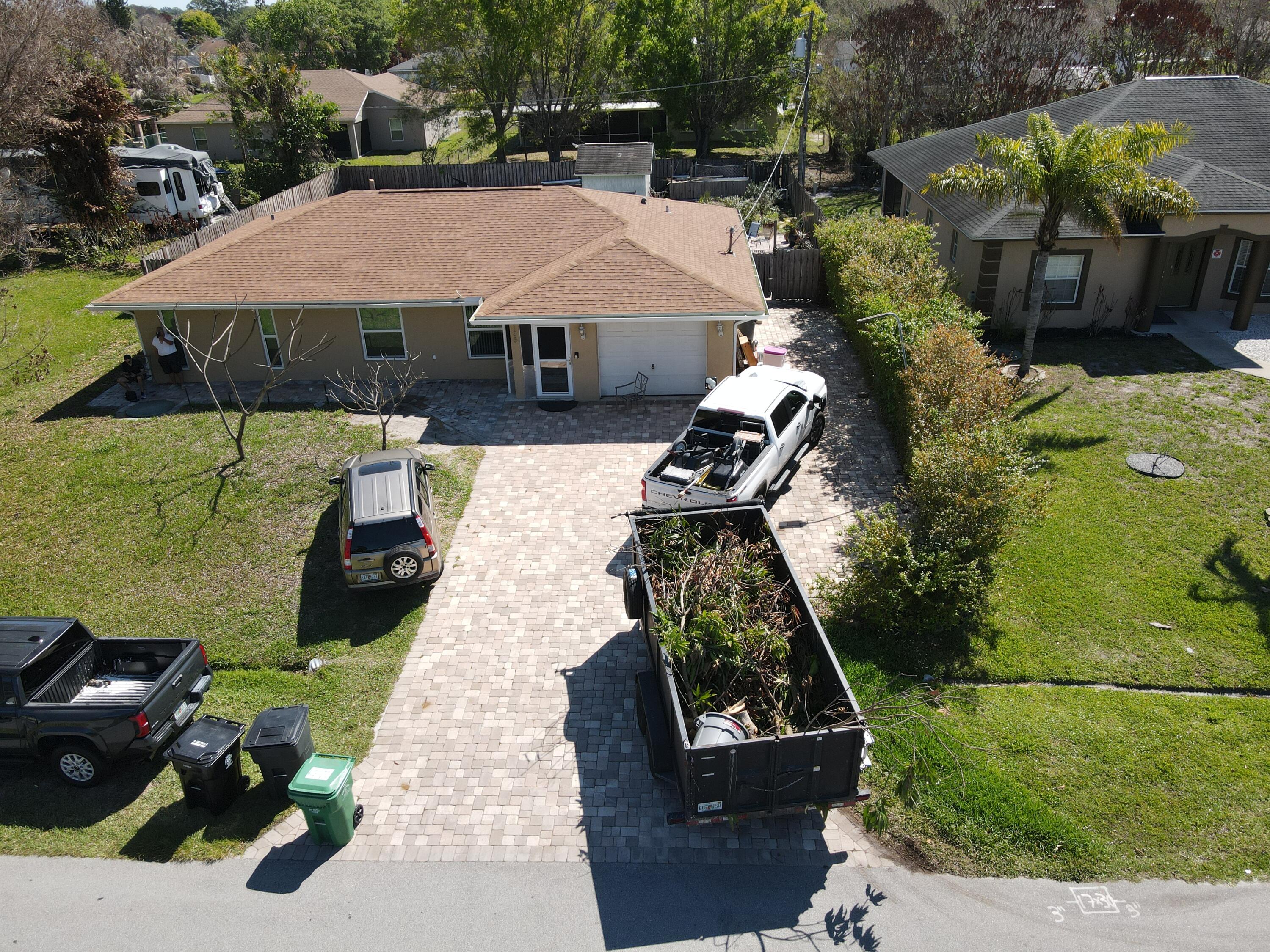 Foto de propiedad en 2185 SW Wayne Street, Port St. Lucie, FL 34984 Port St. Lucie con MLS# 