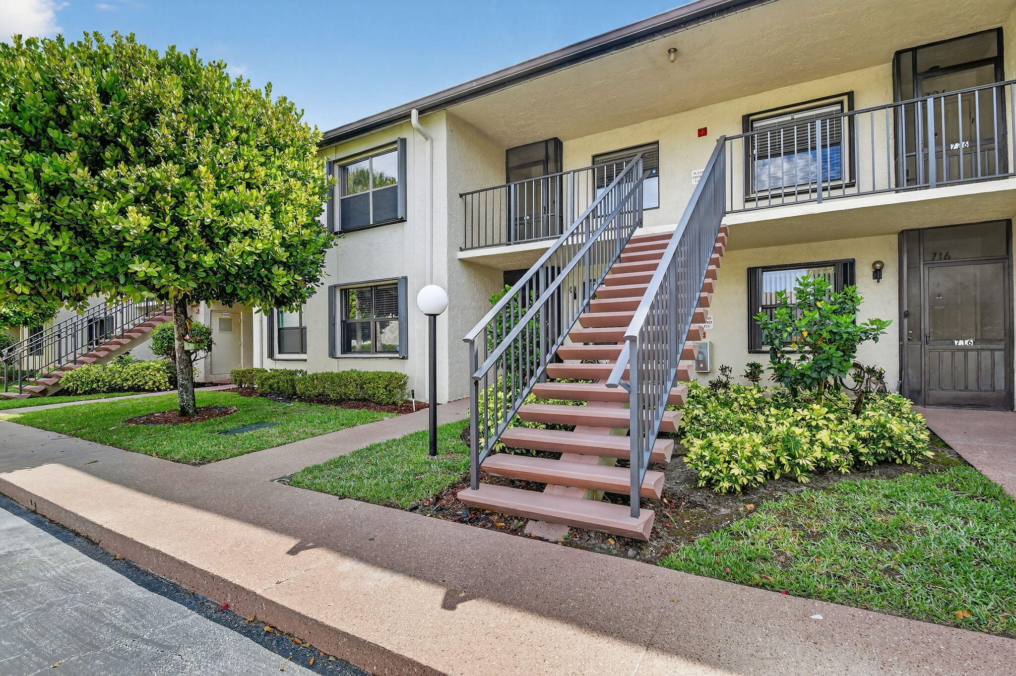 Foto de propiedad en 7855 Willow Spring Drive 725, Lake Worth, FL 33467 Lake Worth con MLS# 