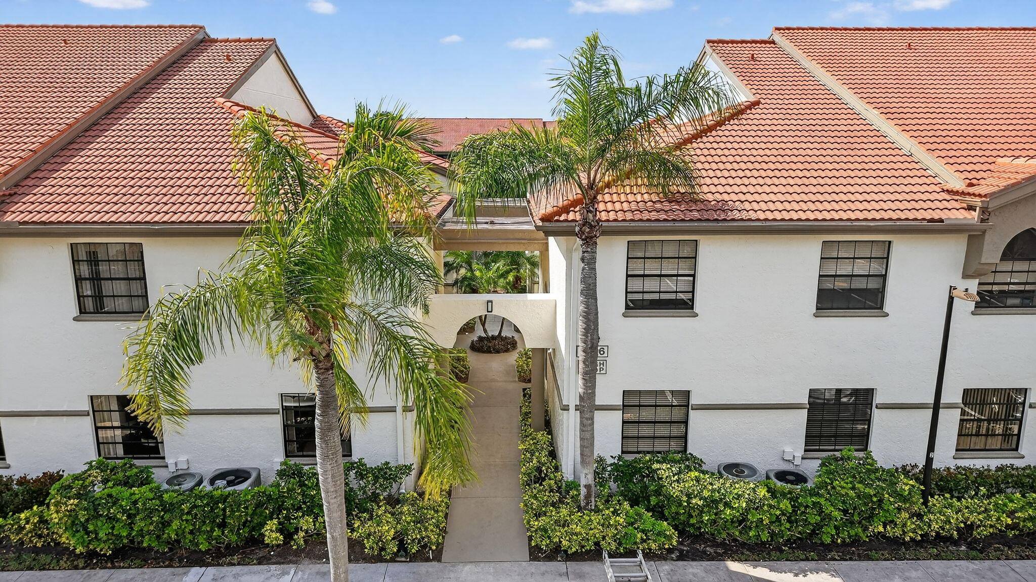 Foto de propiedad en 5226 Europa Drive H, Boynton Beach, FL 33437 Boynton Beach con MLS# 