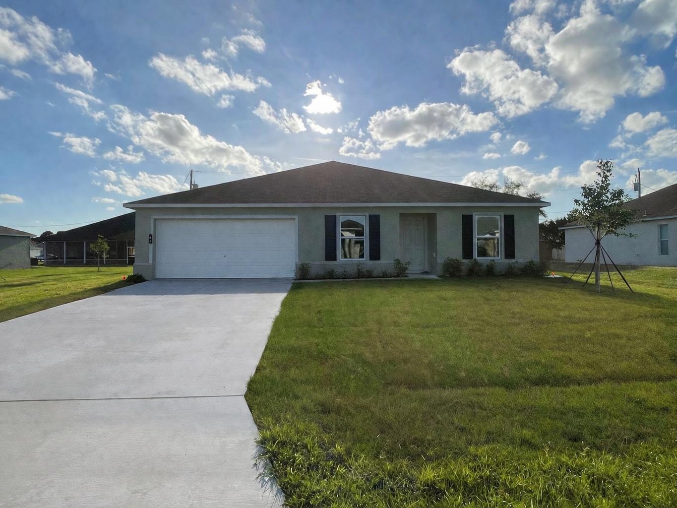 Foto de propiedad en 1782 SW Gloria Lane, Port St. Lucie, FL 34953 Port St. Lucie con MLS# 