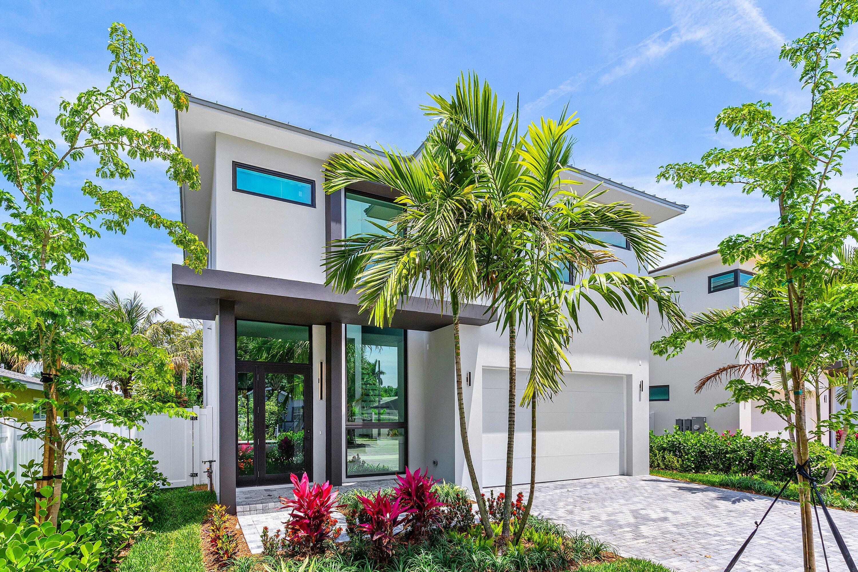 Foto de propiedad en 207 SE 5th Street, Delray Beach, FL 33483 Delray Beach con MLS# 