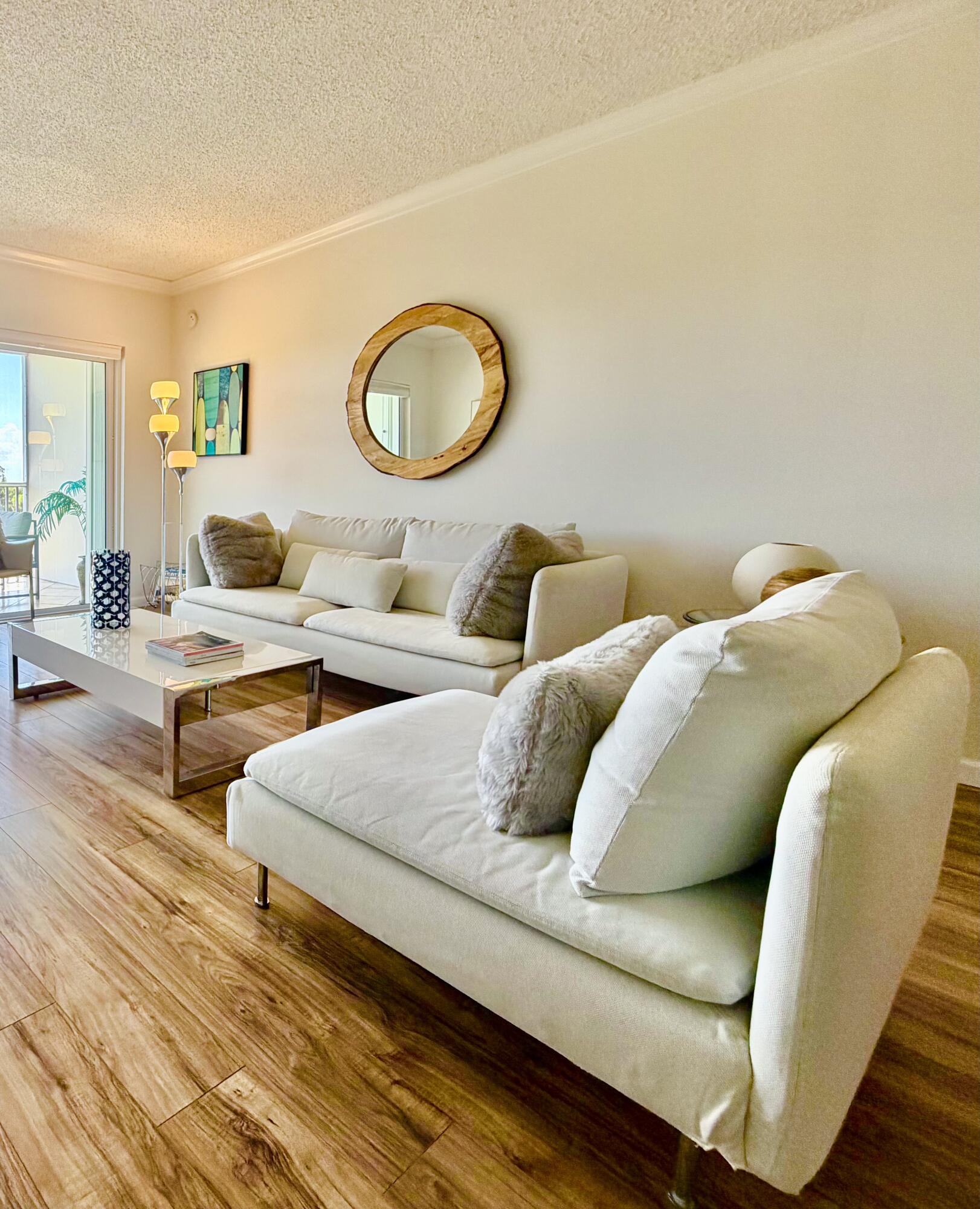 Foto de propiedad en 3100 N Palm Aire Drive 706, Pompano Beach, FL 33069 Pompano Beach con MLS# 