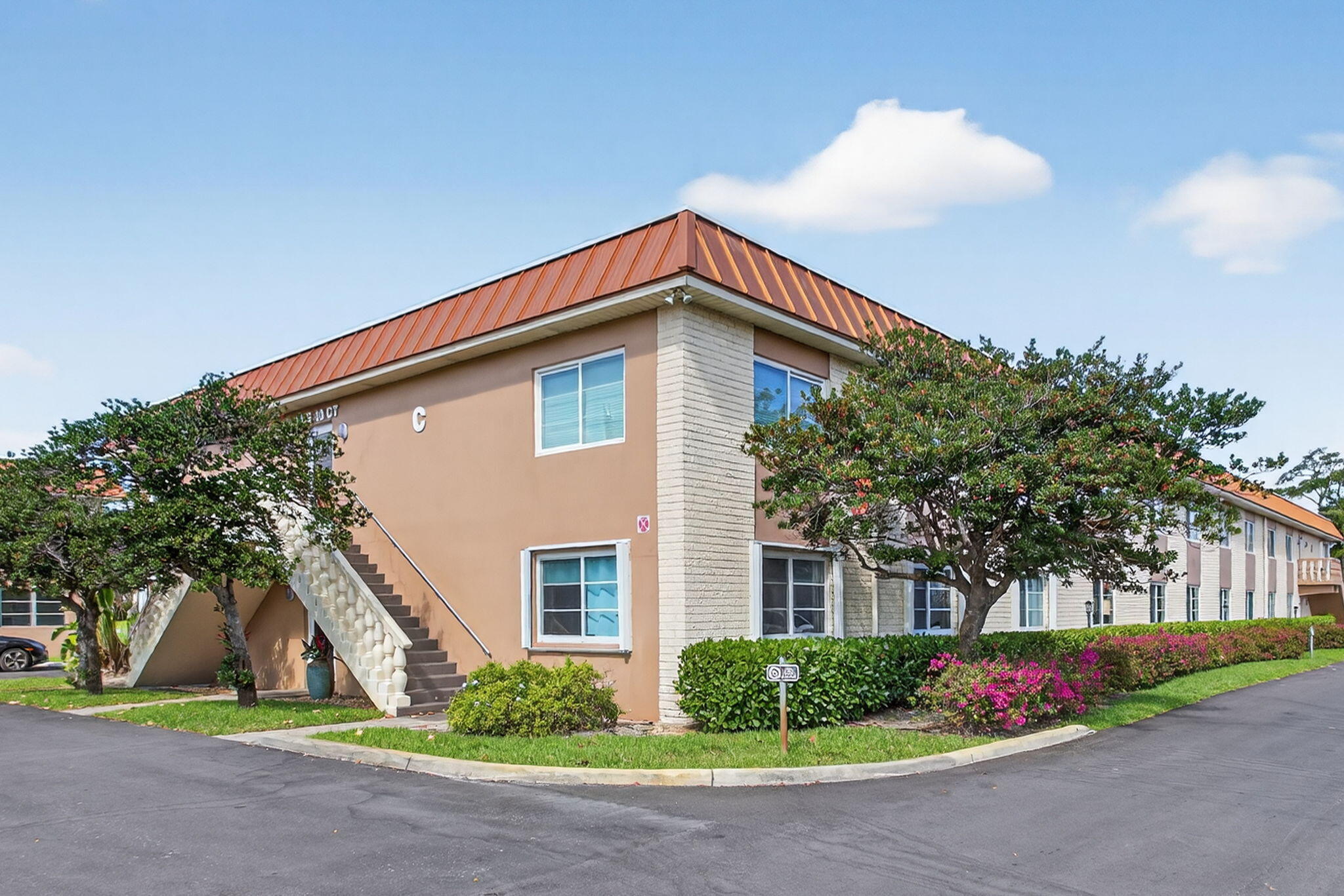 Foto de propiedad en 9 NE 19th Court 214c, Wilton Manors, FL 33305 Wilton Manors con MLS# 