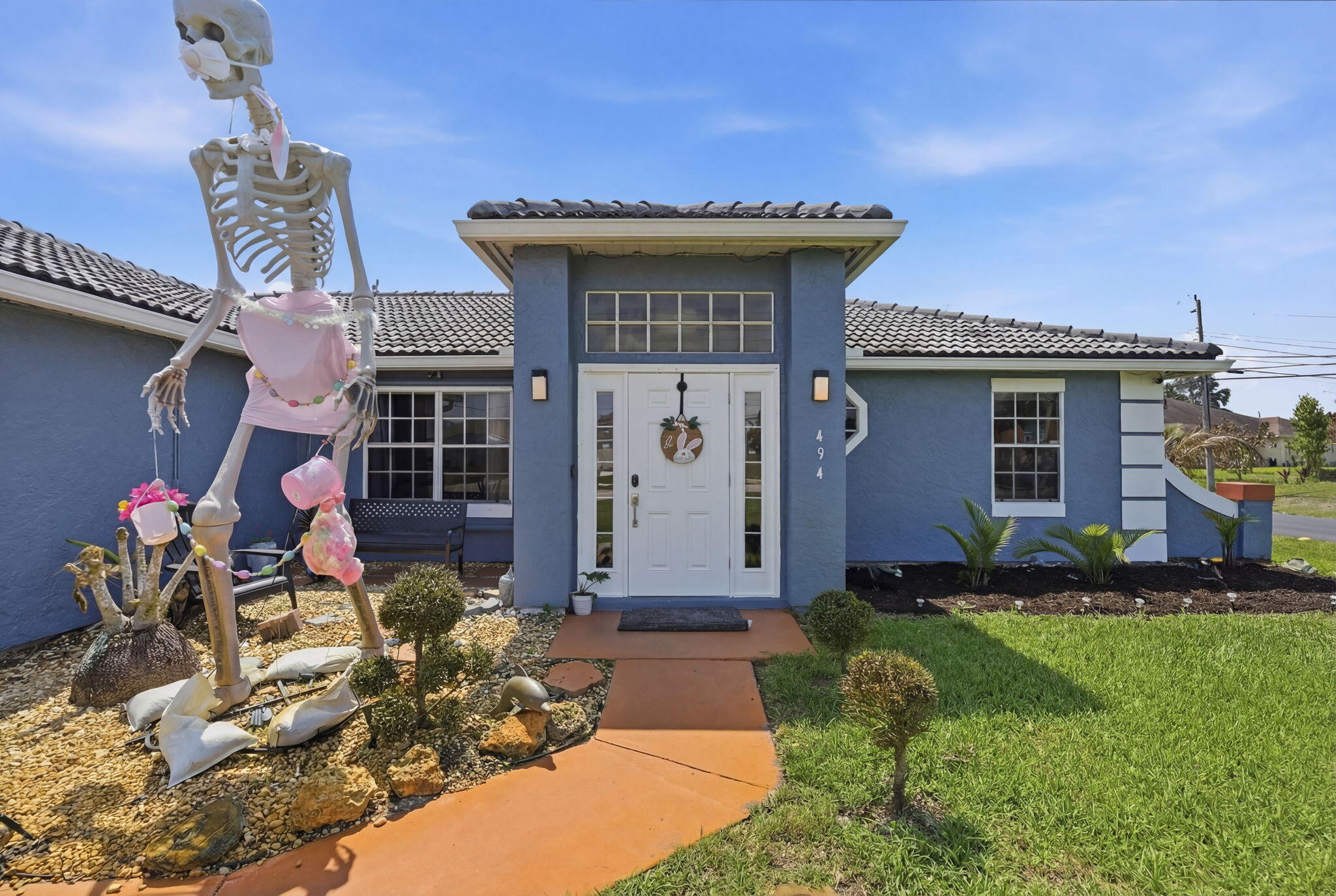 Foto de propiedad en 494 SW Paar Drive, Port St. Lucie, FL 34953 Port St. Lucie con MLS# 