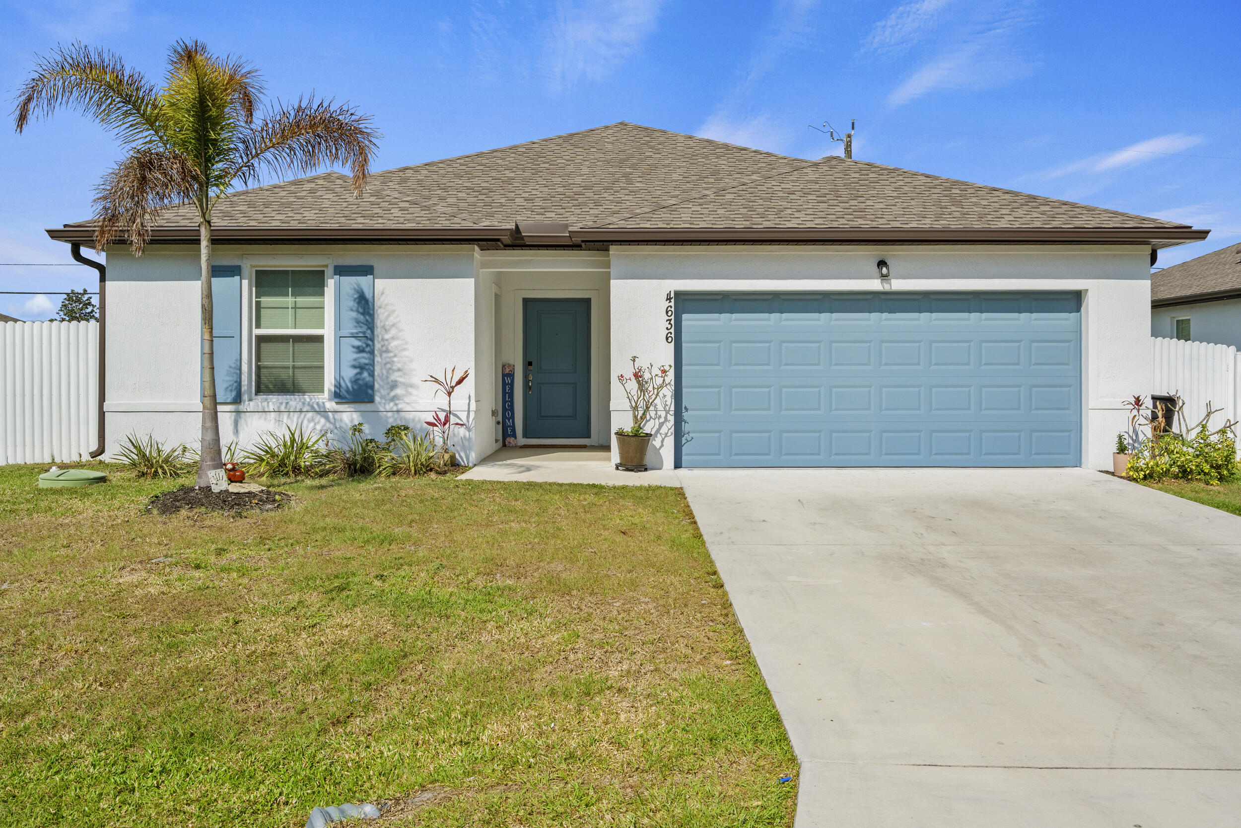 Foto de propiedad en 4636 SW Lassiter Terrace, Port St. Lucie, FL 34953 Port St. Lucie con MLS# 