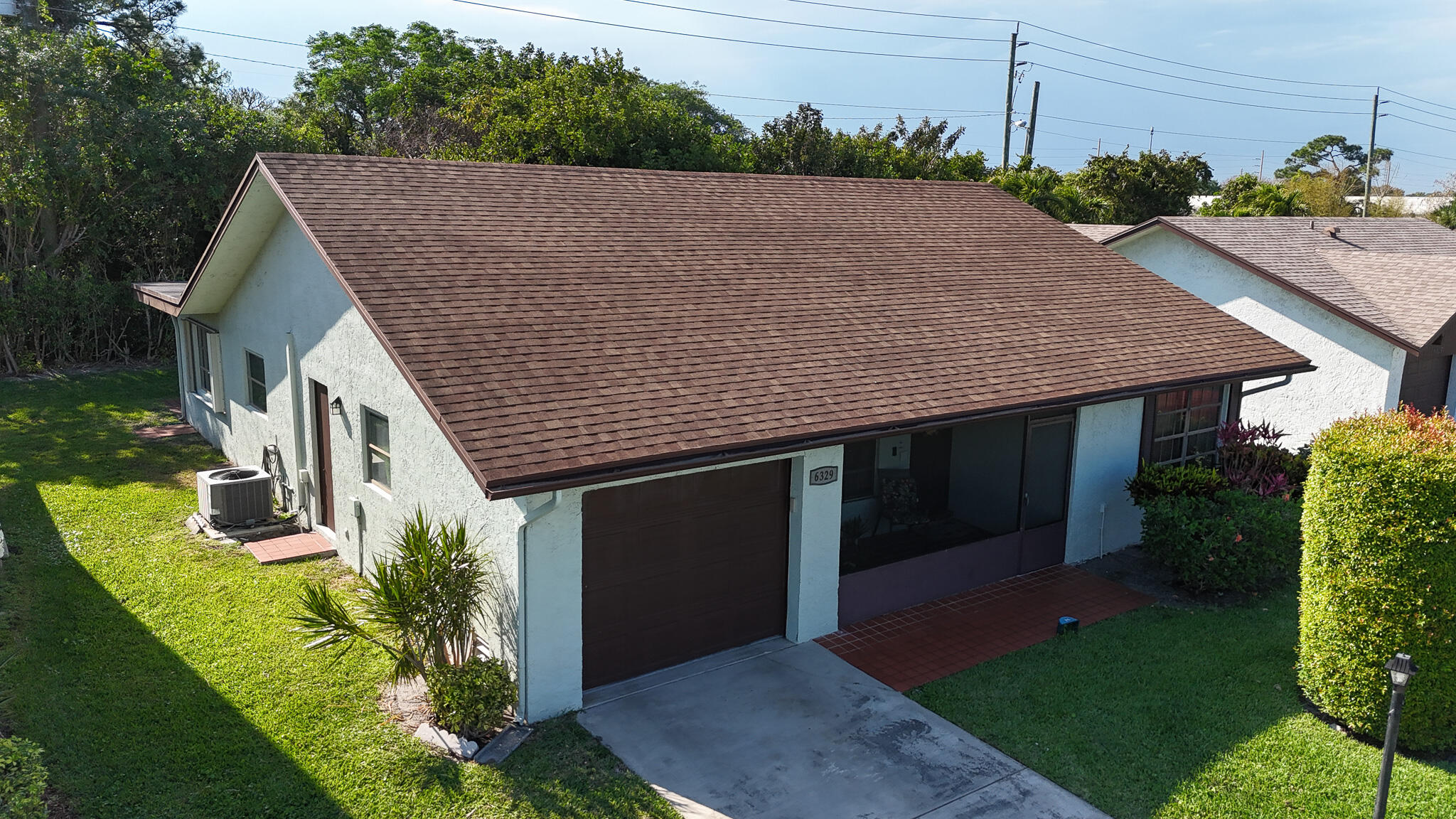Foto de propiedad en 6329 Tall Cypress Circle, Greenacres, FL 33463 Greenacres con MLS# 