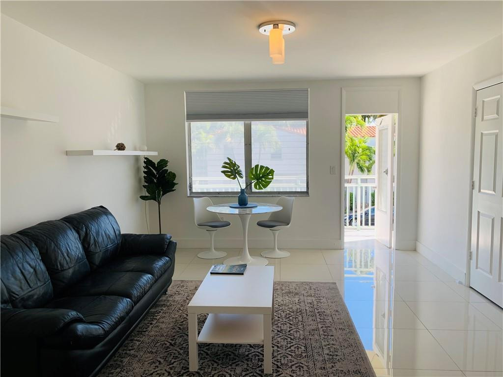 Foto de propiedad en 1480 Euclid Avenue 103, Miami Beach, FL 33139 Miami Beach con MLS# 