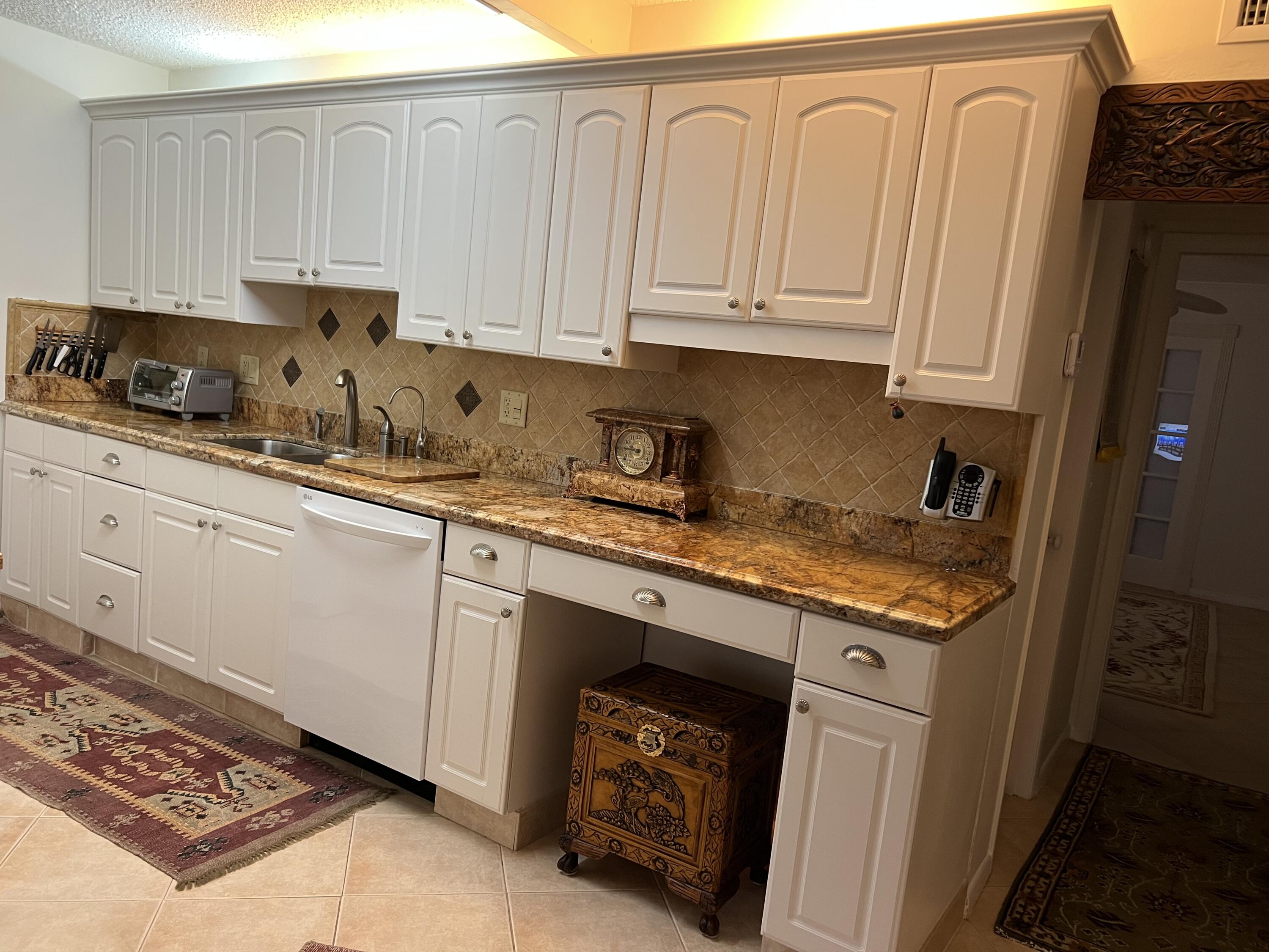Foto de propiedad en 2057 Cambridge C 2057, Deerfield Beach, FL 33442 Deerfield Beach con MLS# 