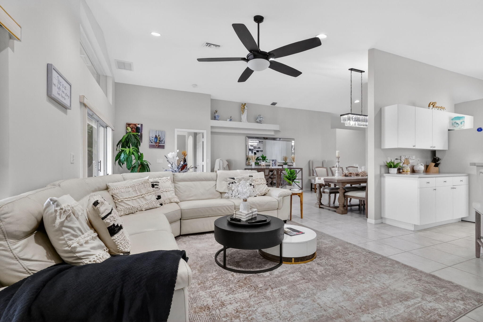 Foto de propiedad en 7207 Modena Drive, Boynton Beach, FL 33437 Boynton Beach con MLS# 