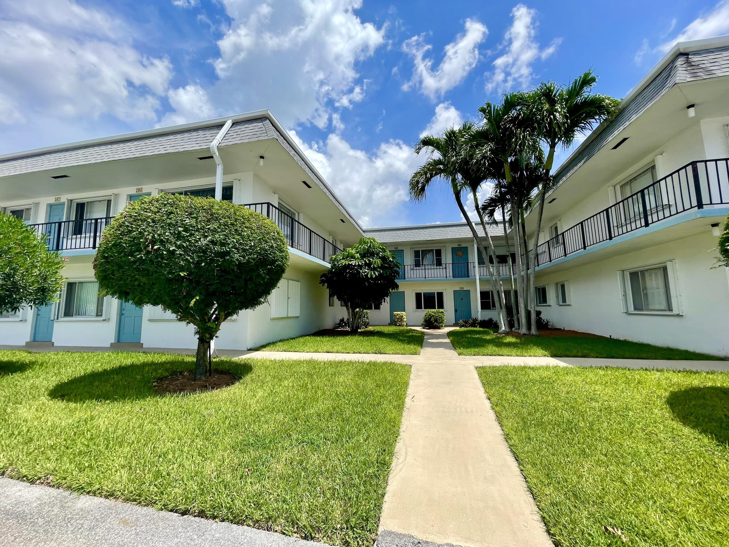 Foto de propiedad en 3402 Cynthia Lane 205, Lake Worth Beach, FL 33461 Lake Worth Beach con MLS# 