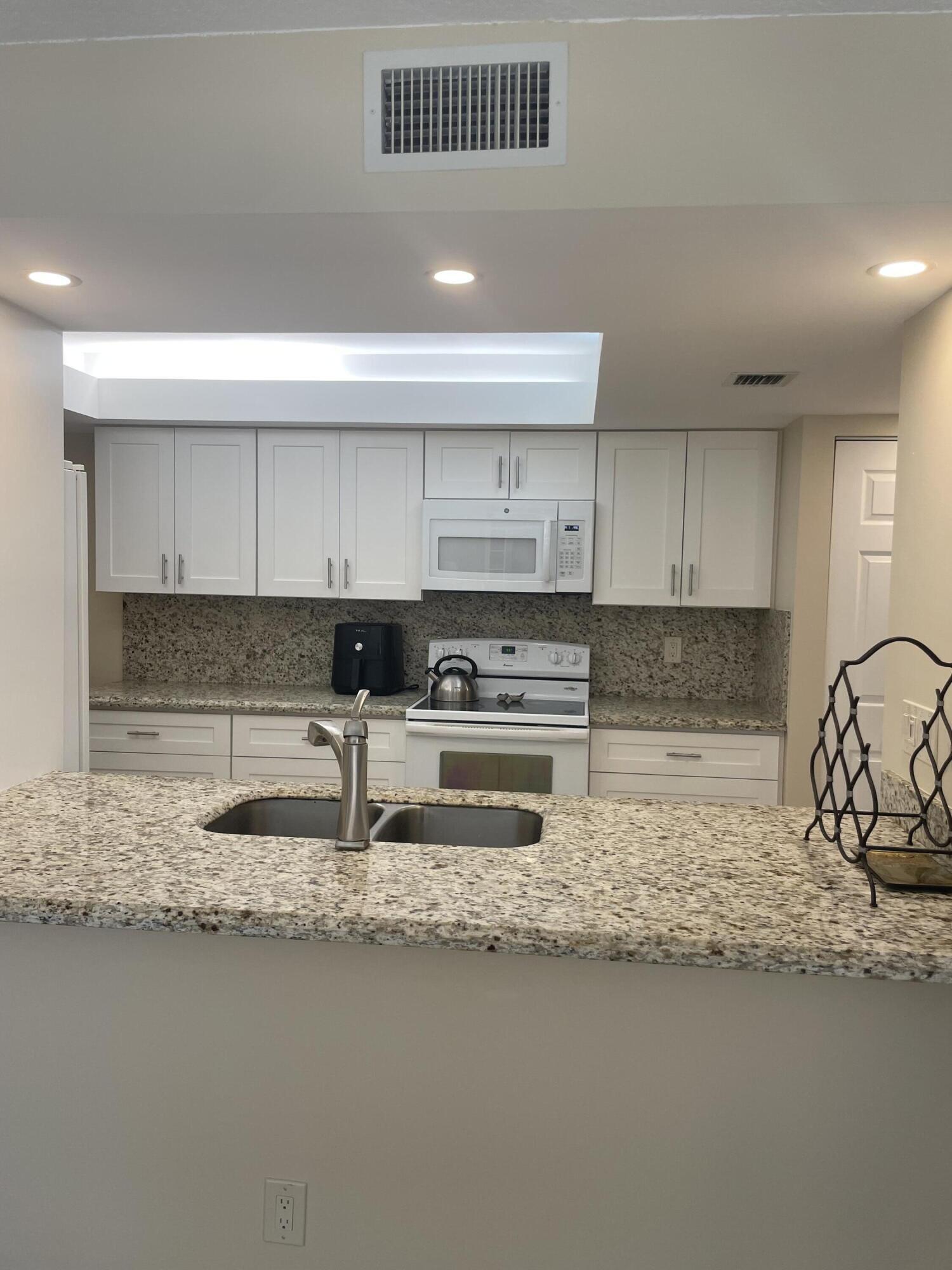 Foto de propiedad en 450 Egret Circle 9203, Delray Beach, FL 33444 Delray Beach con MLS# 