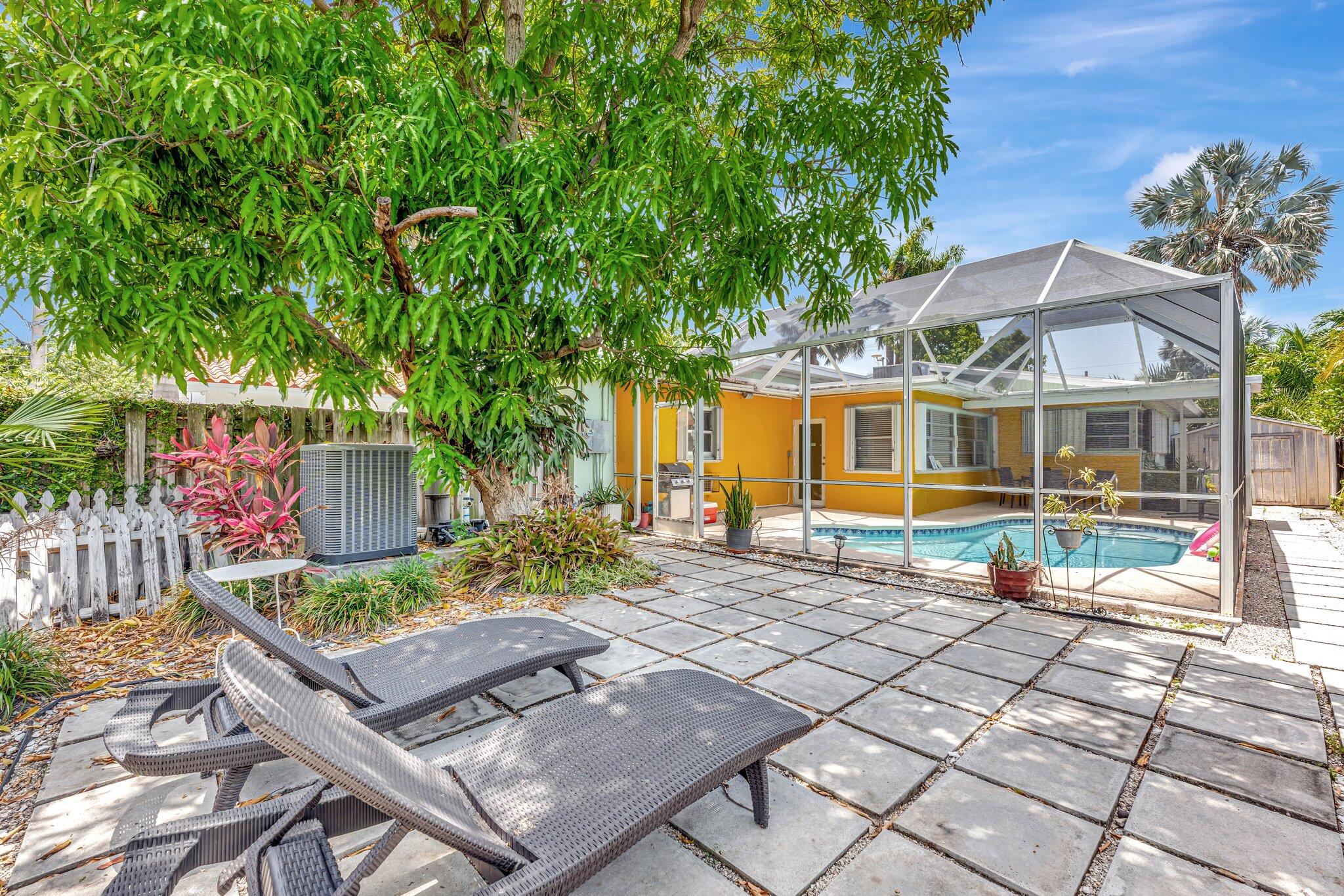 Foto de propiedad en 1246 Johnson Street, Hollywood, FL 33019 Hollywood con MLS# 