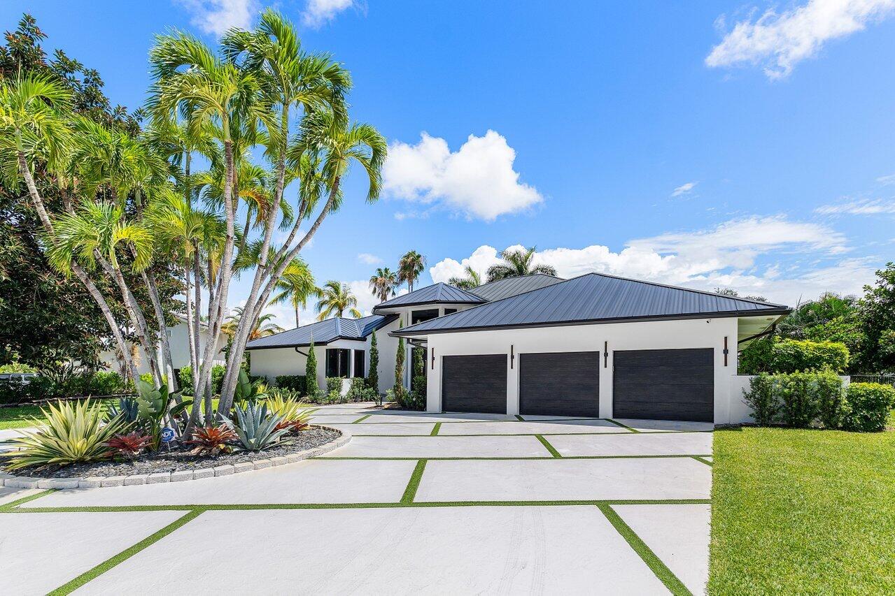 Foto de propiedad en 4825 Bocaire Boulevard, Boca Raton, FL 33487 Boca Raton con MLS# 