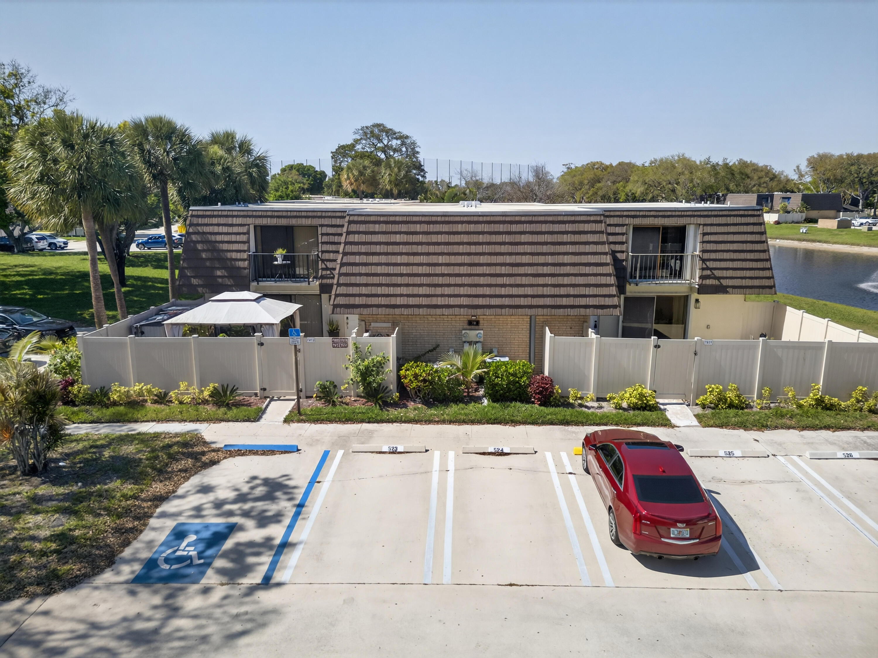Foto de propiedad en 7811 78th Way, West Palm Beach, FL 33407 West Palm Beach con MLS# 