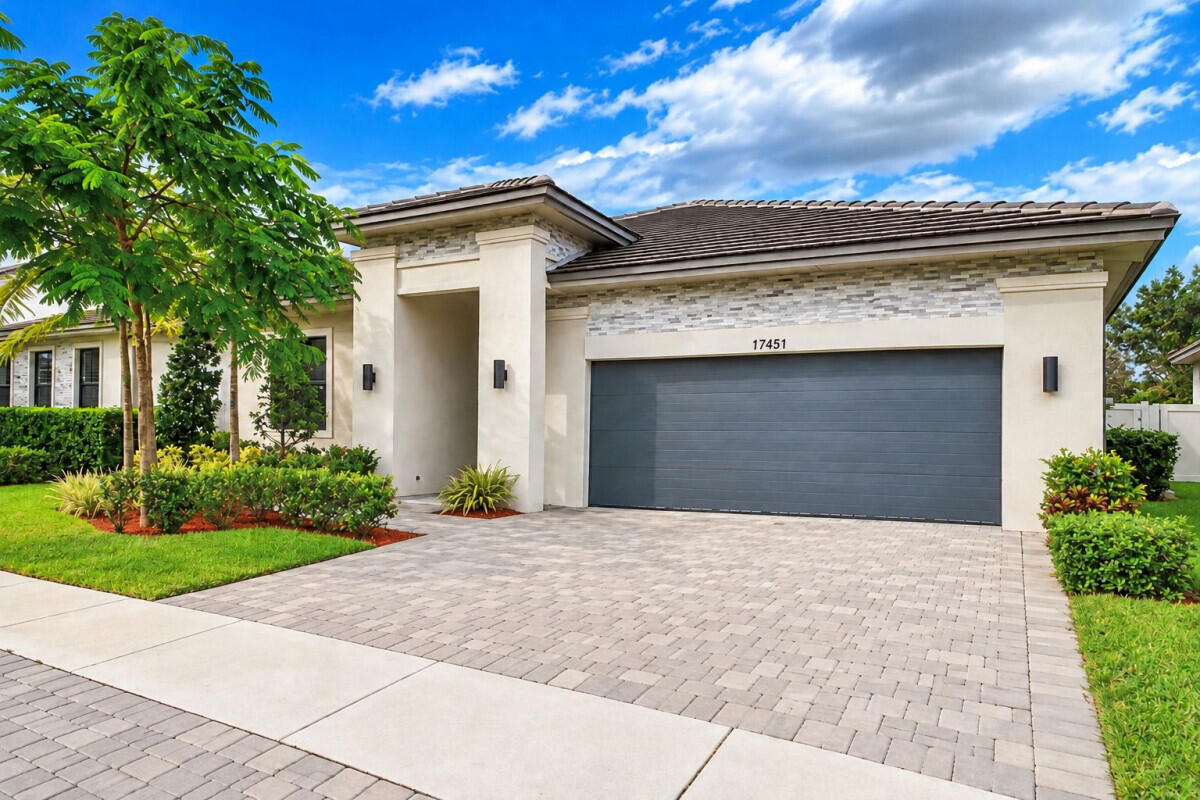 Foto de propiedad en 17451 SW 41st Street, Miramar, FL 33029 Miramar con MLS# 