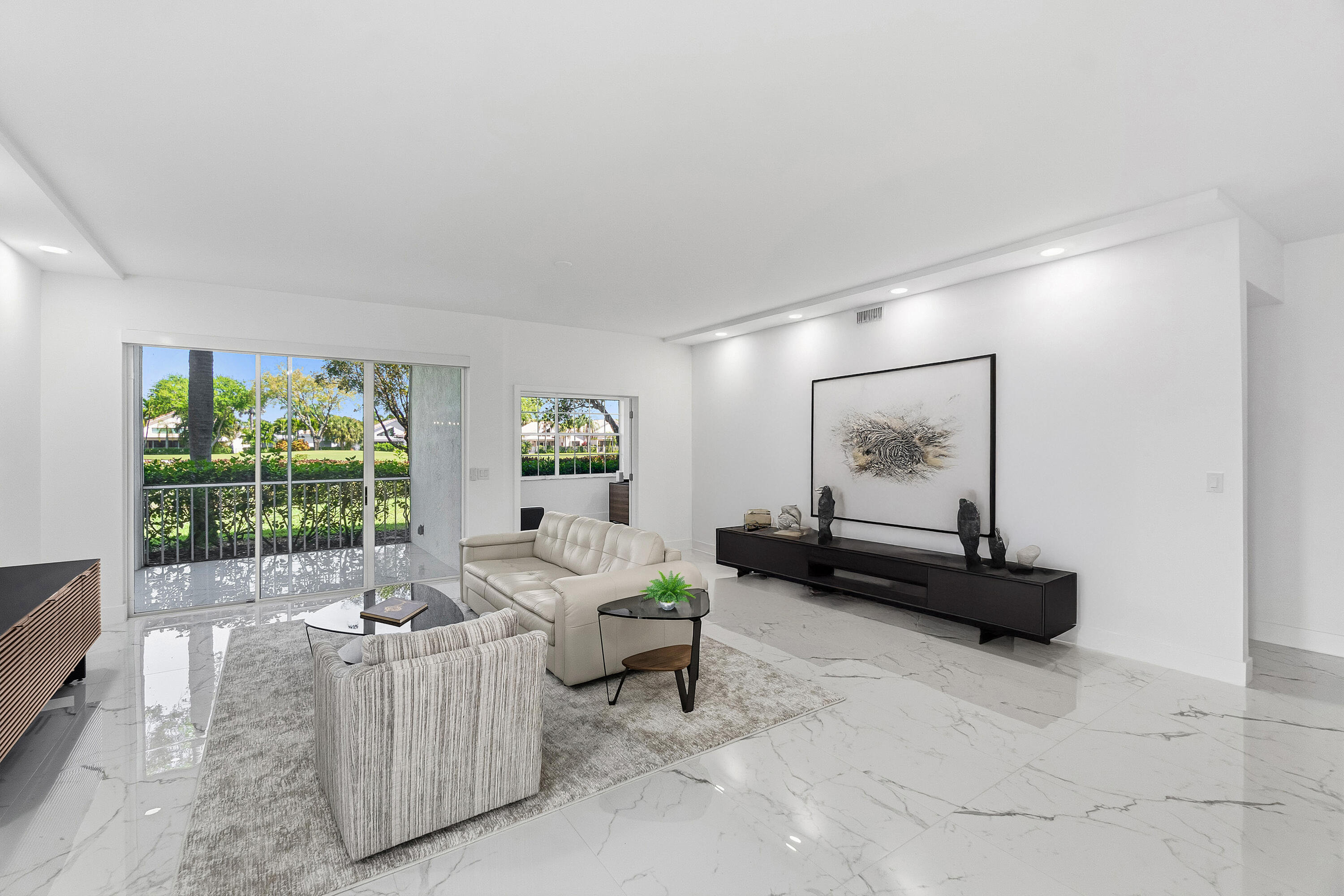 Foto de propiedad en 5082 Lake Catalina Drive A, Boca Raton, FL 33496 Boca Raton con MLS# 