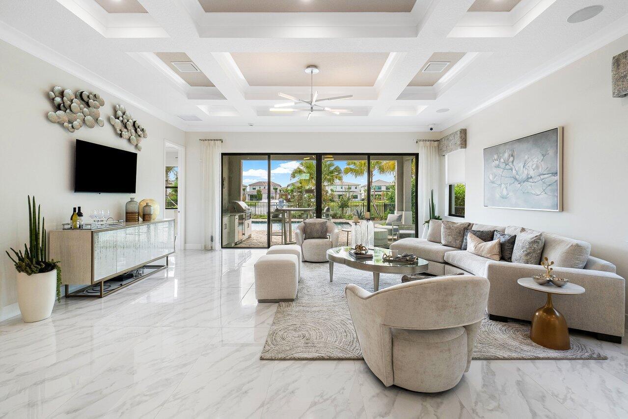 Foto de propiedad en 12672 Solana Bay Circle, Palm Beach Gardens, FL 33412 Palm Beach Gardens con MLS# 
