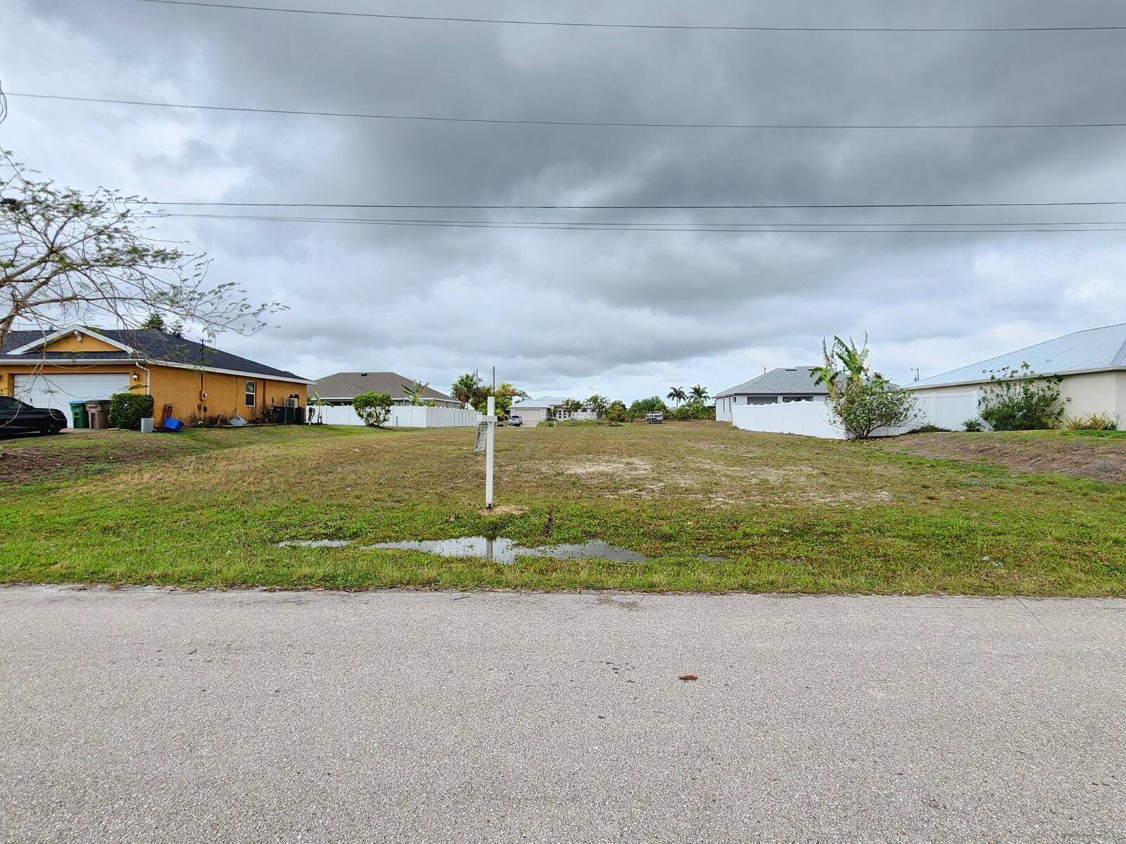 En Venta 3222 NE 13th Court, Cape Coral, FL 33909, Cape Coral, FL 33909