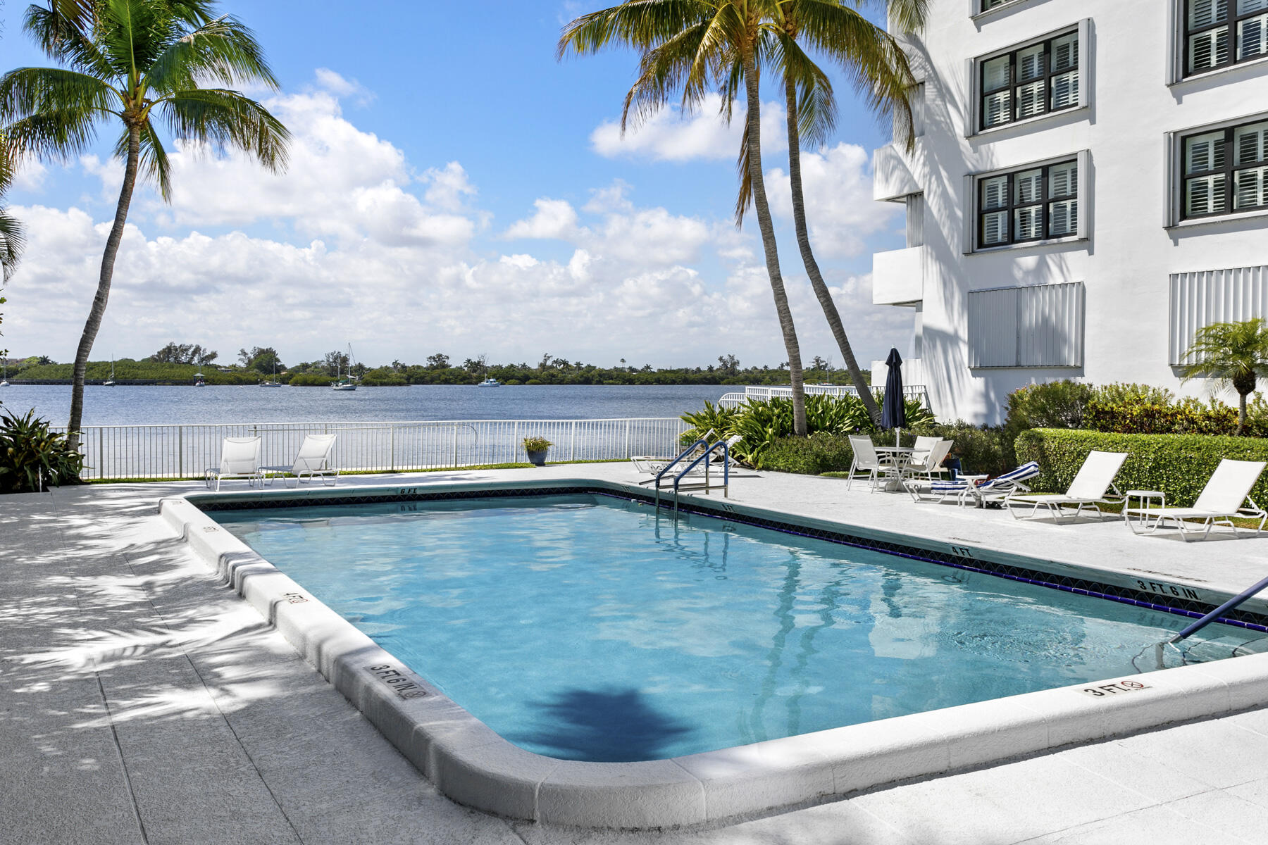 Vendido 2860 S Ocean Boulevard 205, Palm Beach, FL 33480, Palm Beach, FL 33480