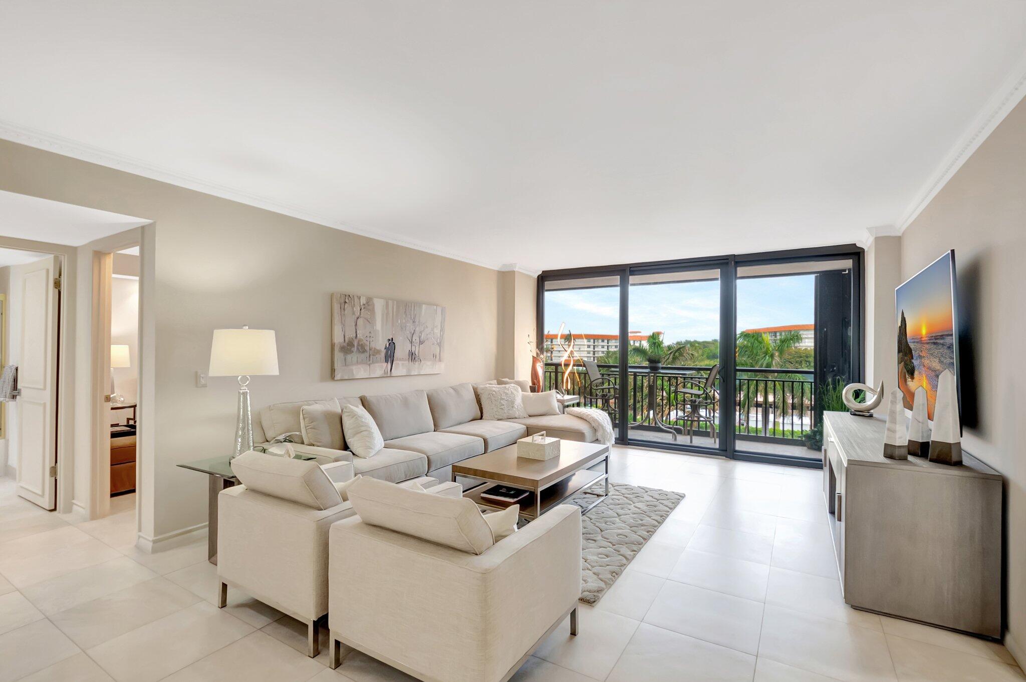 Foto de propiedad en 2667 N Ocean Boulevard 3050, Boca Raton, FL 33431 Boca Raton con MLS# 