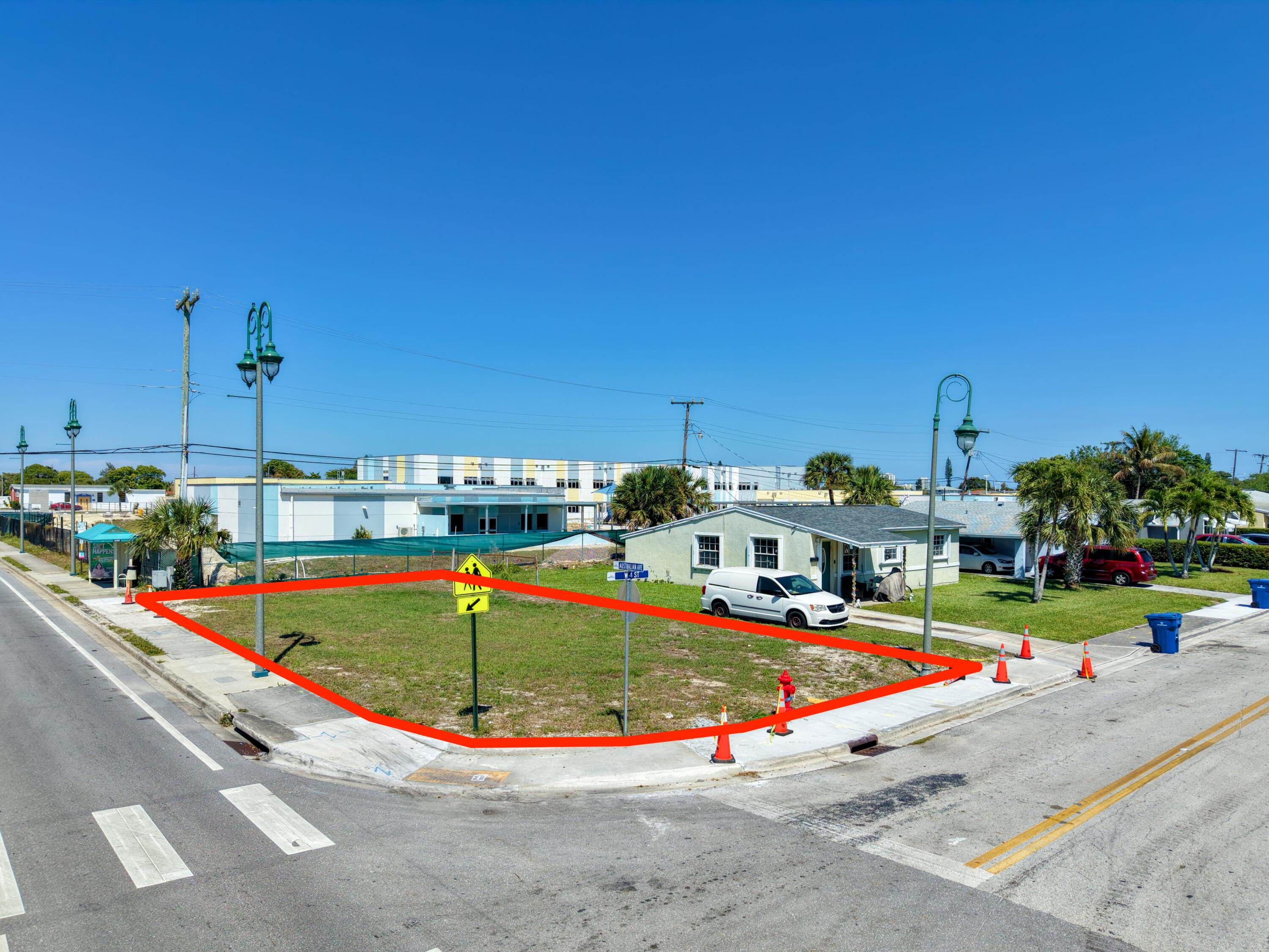 Foto de propiedad en 0 Australian Avenue, Riviera Beach, FL 33404 Riviera Beach con MLS# 