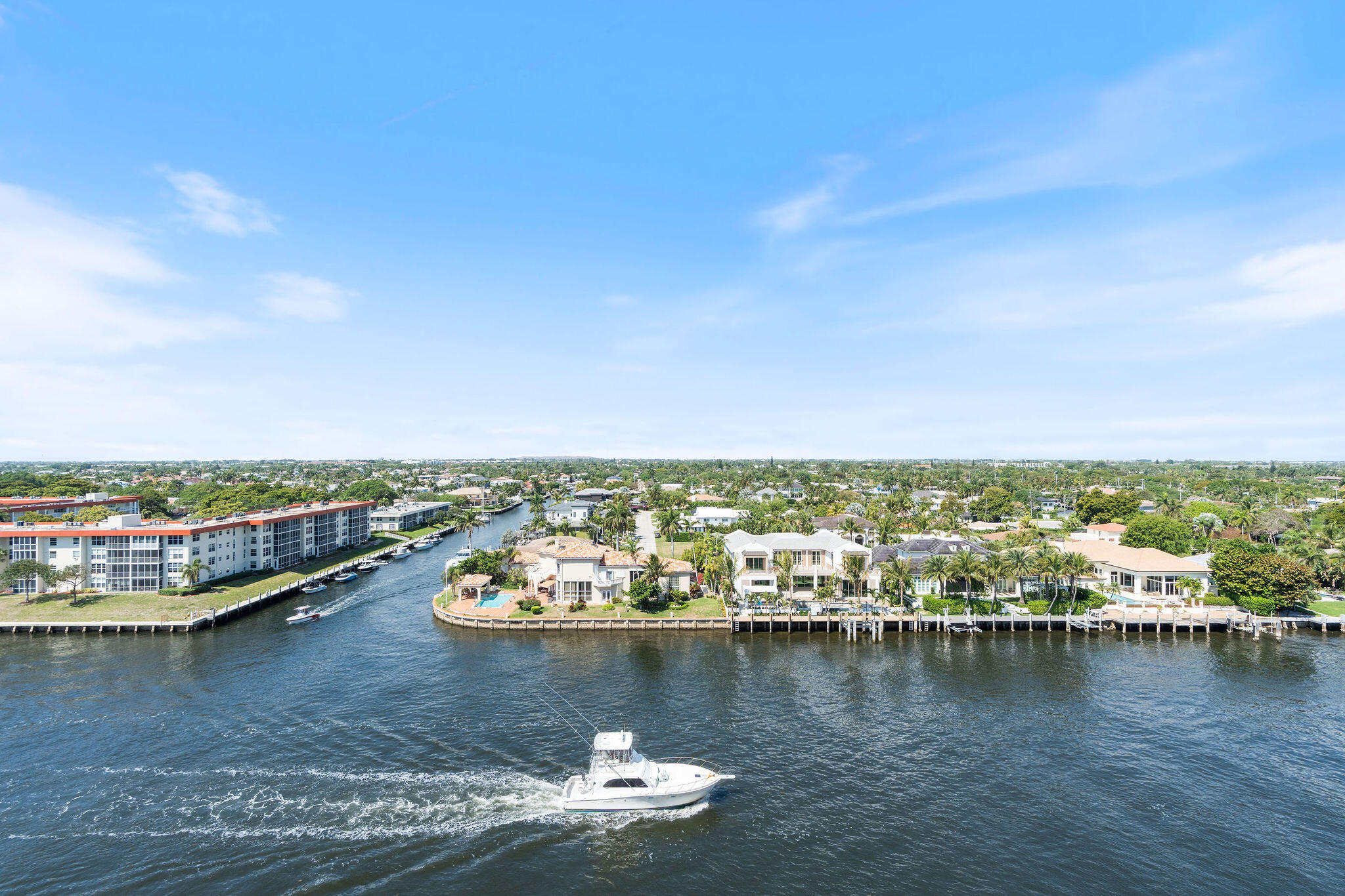 Foto de propiedad en 1160 Hillsboro Mile Hillsboro Mile 904, Hillsboro Beach, FL 33062 Hillsboro Beach con MLS# 