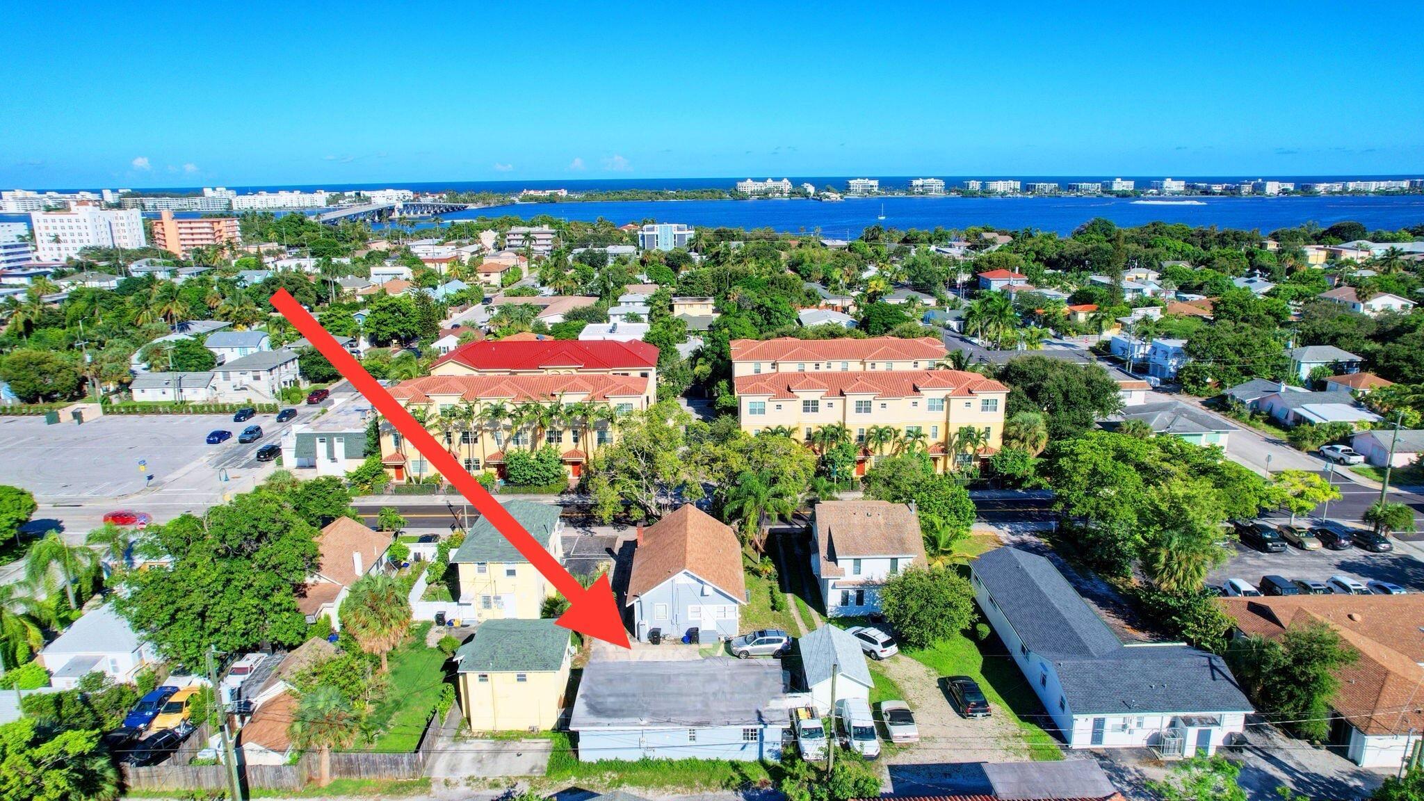Alquilada 215 S Federal Highway #2 Rear, Lake Worth Beach, FL 33460, Lake Worth Beach, FL 33460