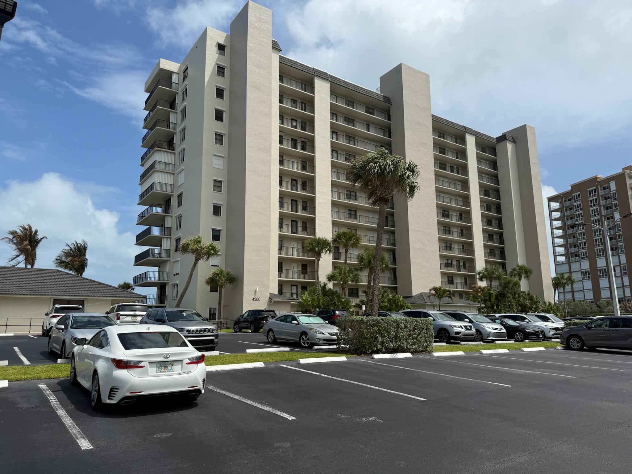 Foto de propiedad en 4200 N Highway A1a 515, Fort Pierce, FL 34949 Fort Pierce con MLS# 