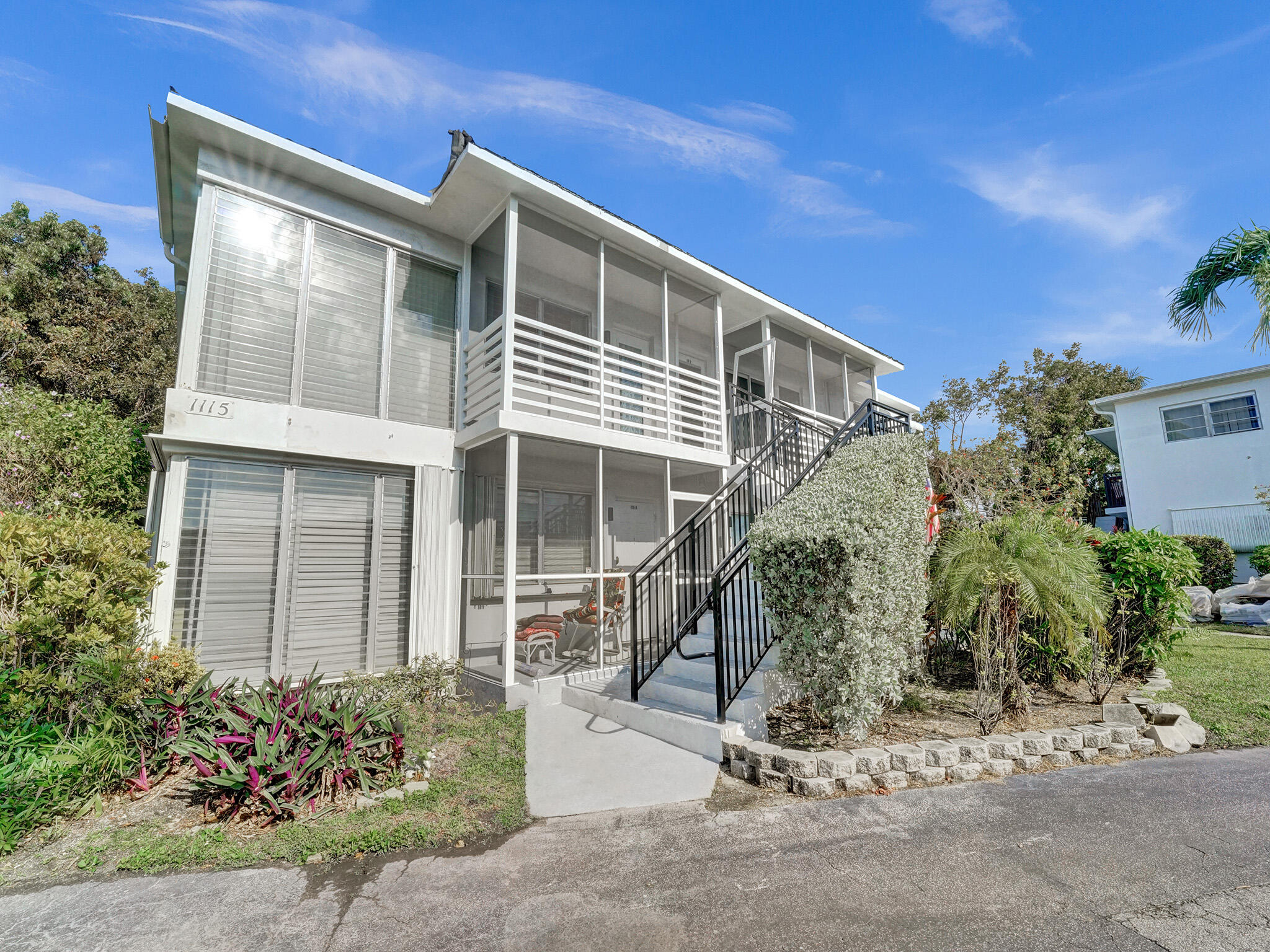 Foto de propiedad en 1115 SE 14th Place 19c, Fort Lauderdale, FL 33316 Fort Lauderdale con MLS# 