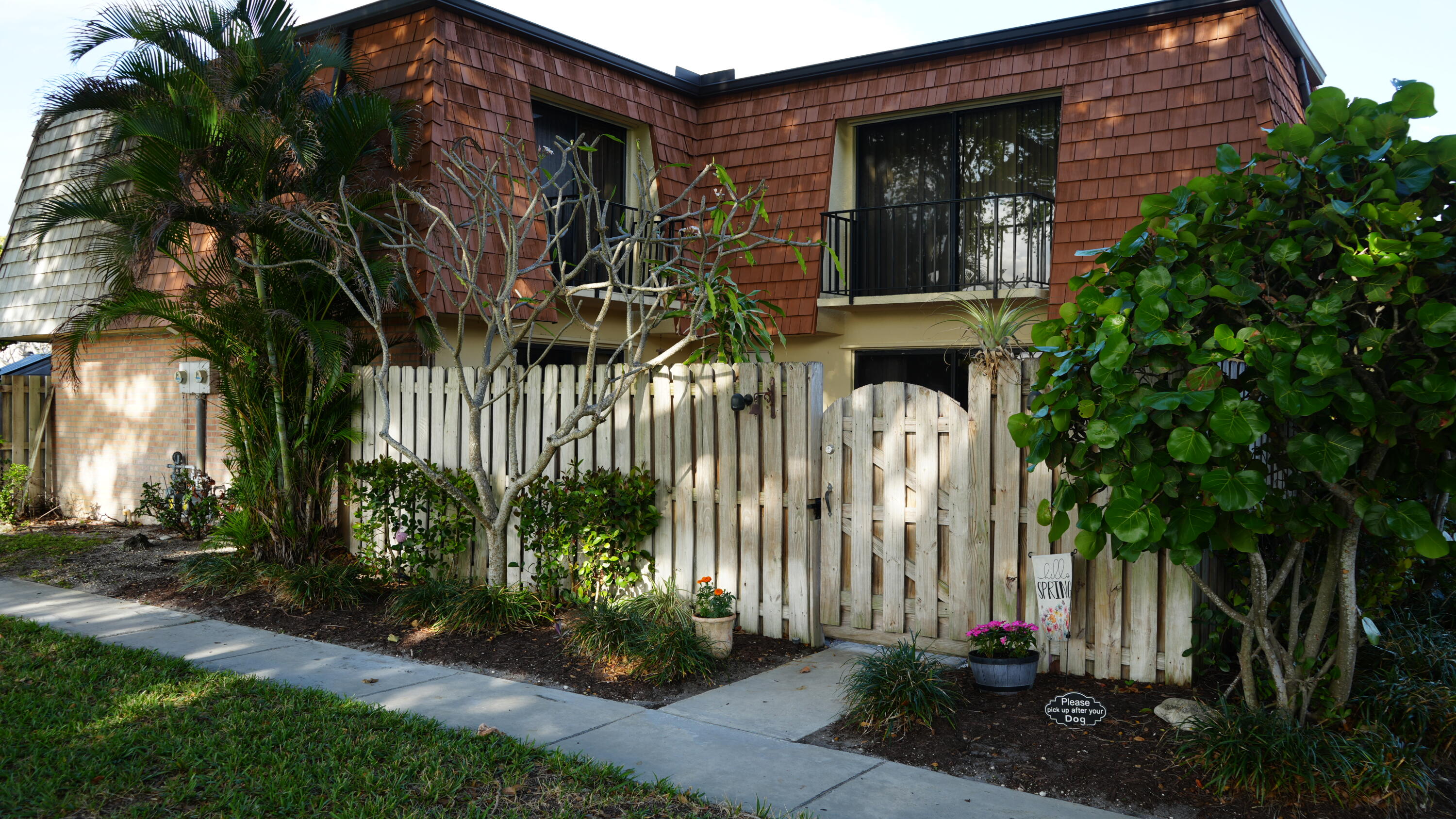 Vendido 273 Arabian Road 273, Palm Springs, FL 33461, Palm Springs, FL 33461