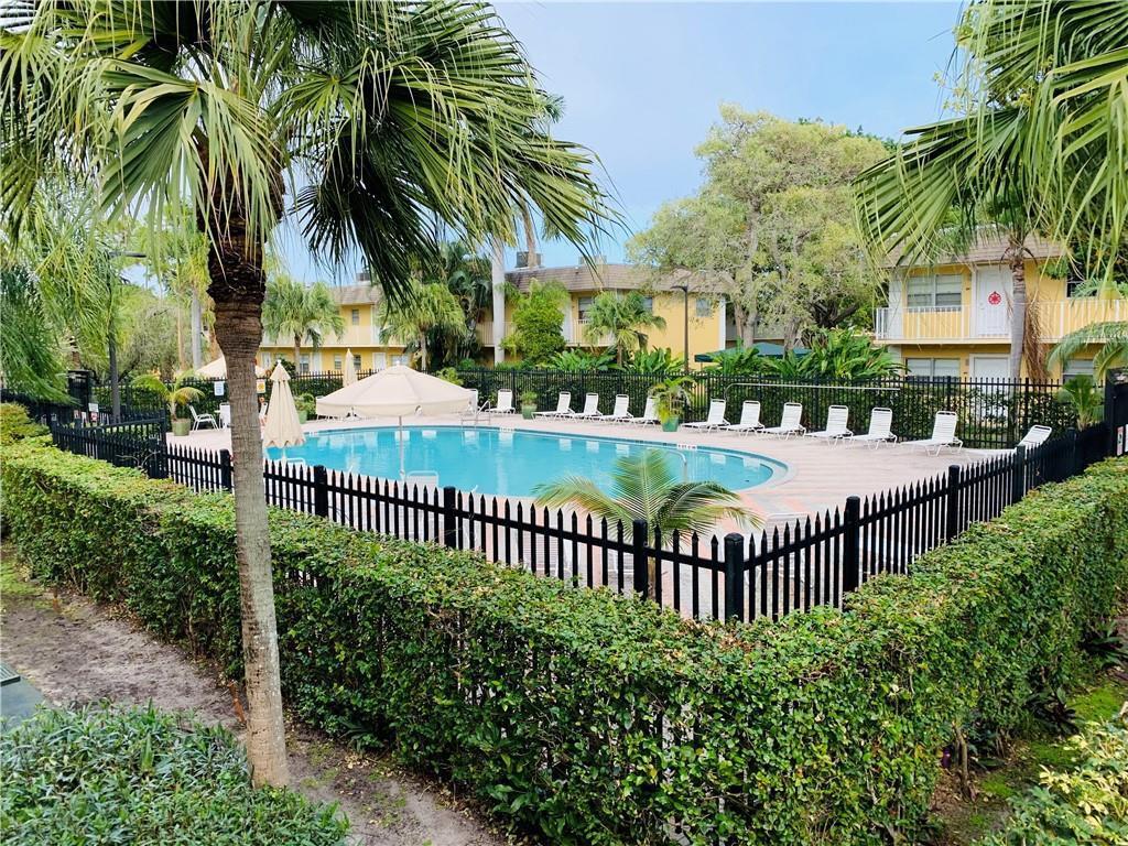 Alquilada 5174 NE 6th Avenue 514, Oakland Park, FL 33334, Oakland Park, FL 33334