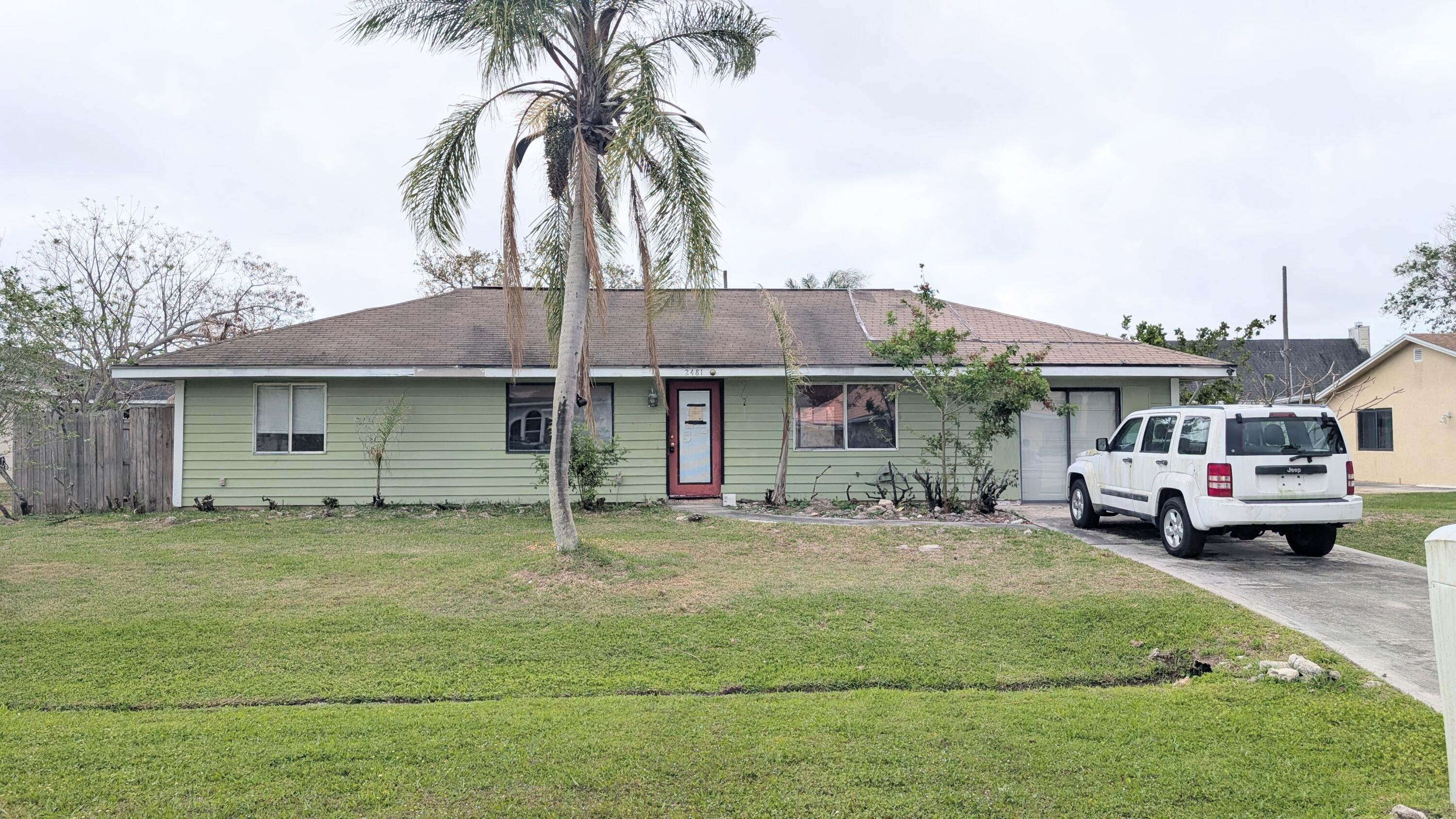 Foto de propiedad en 2481 SE Addison Street, Port St. Lucie, FL 34984 Port St. Lucie con MLS# 