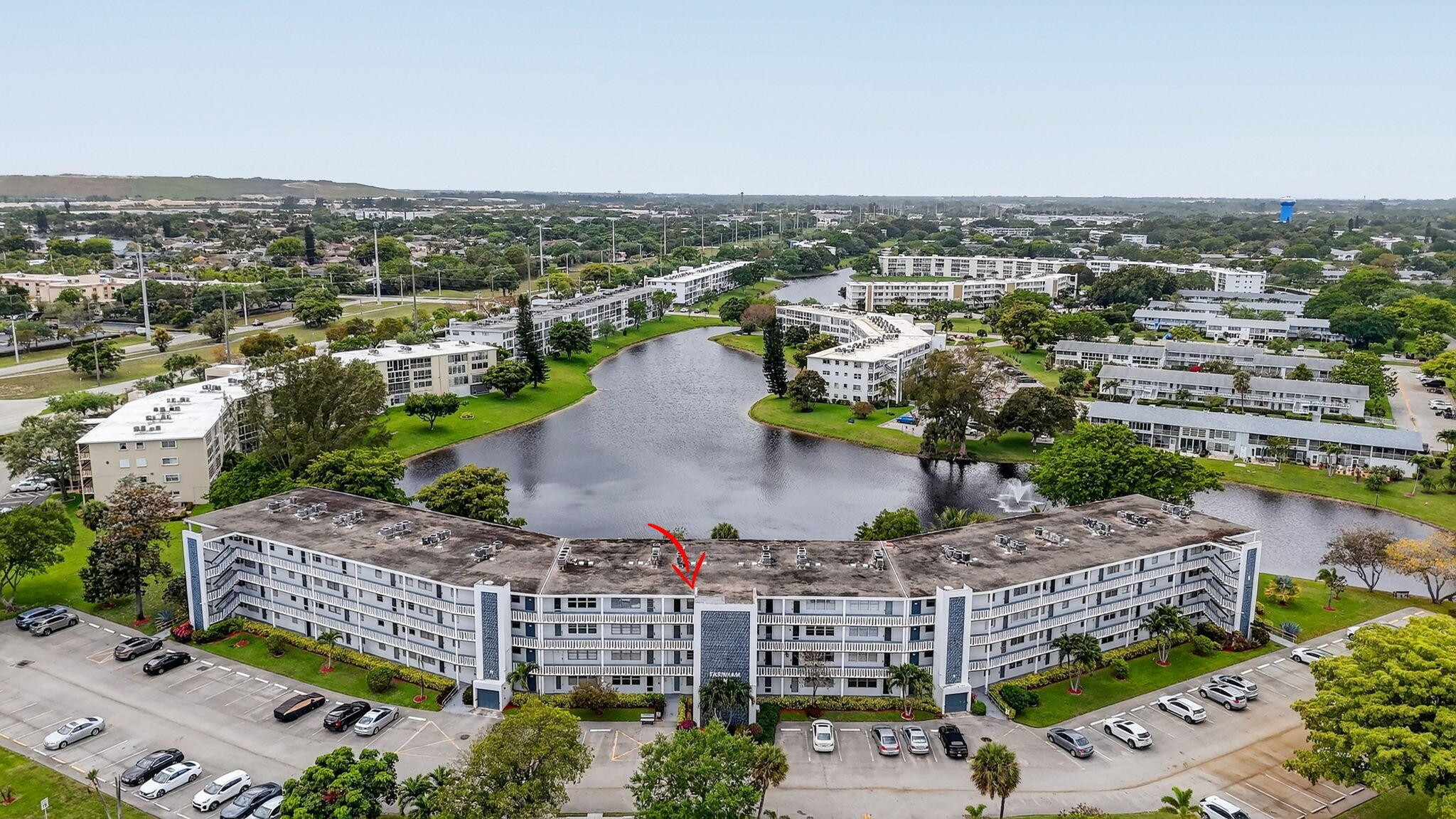 Foto de propiedad en 2010 N Farnham N, Deerfield Beach, FL 33442 Deerfield Beach con MLS# 