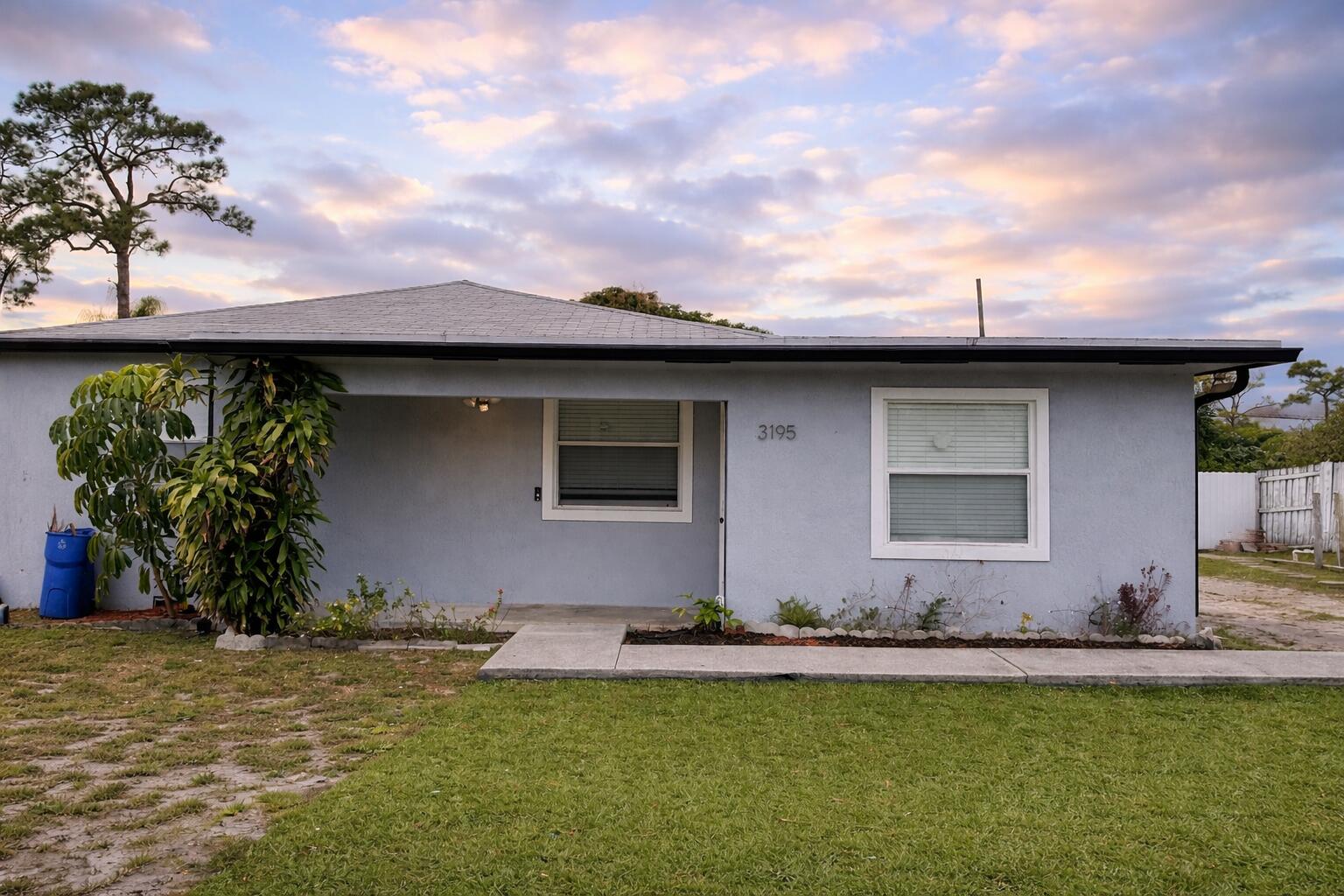 Alquilada 3195 Reo Lane, Palm Springs, FL 33461, Palm Springs, FL 33461