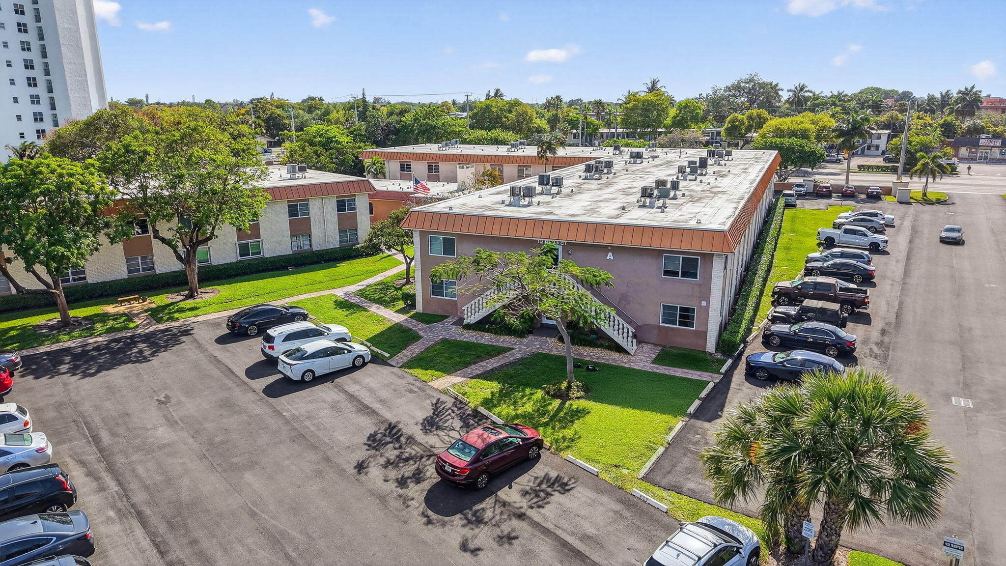 En Venta 12 NE 19th Court 118a, Wilton Manors, FL 33305, Wilton Manors, FL 33305
