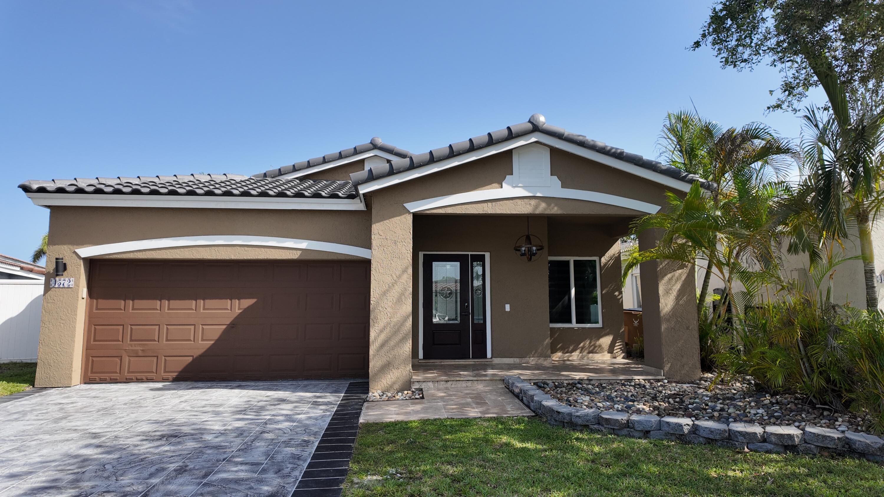 Vendido 4572 SW 14th Street, Deerfield Beach, FL 33442, Deerfield Beach, FL 33442