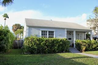 Foto de propiedad en 237 Wenonah Place, West Palm Beach, FL 33405 West Palm Beach con MLS# 
