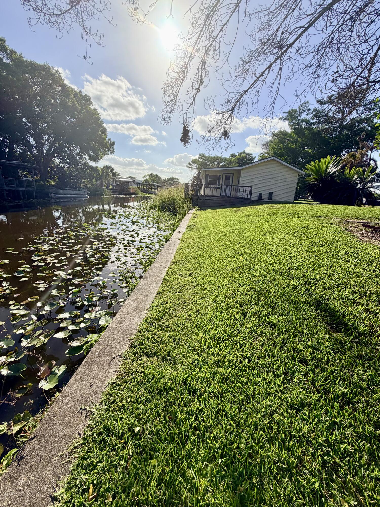 Foto de propiedad en 4046 SE 26th Street, Okeechobee, FL 34974 Okeechobee con MLS# 