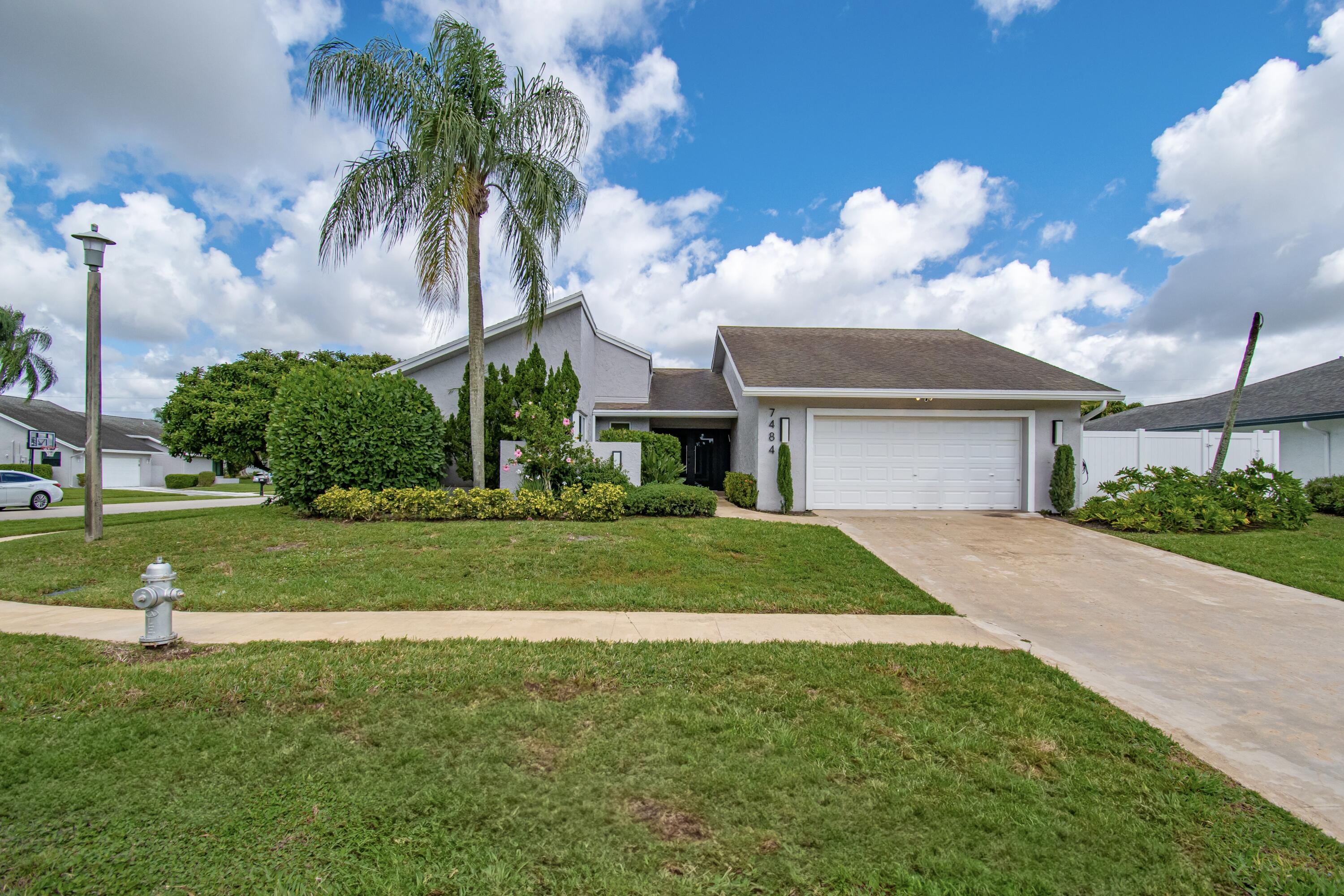 Foto de propiedad en 7484 Malibu Crescent, Boca Raton, FL 33433 Boca Raton con MLS# 