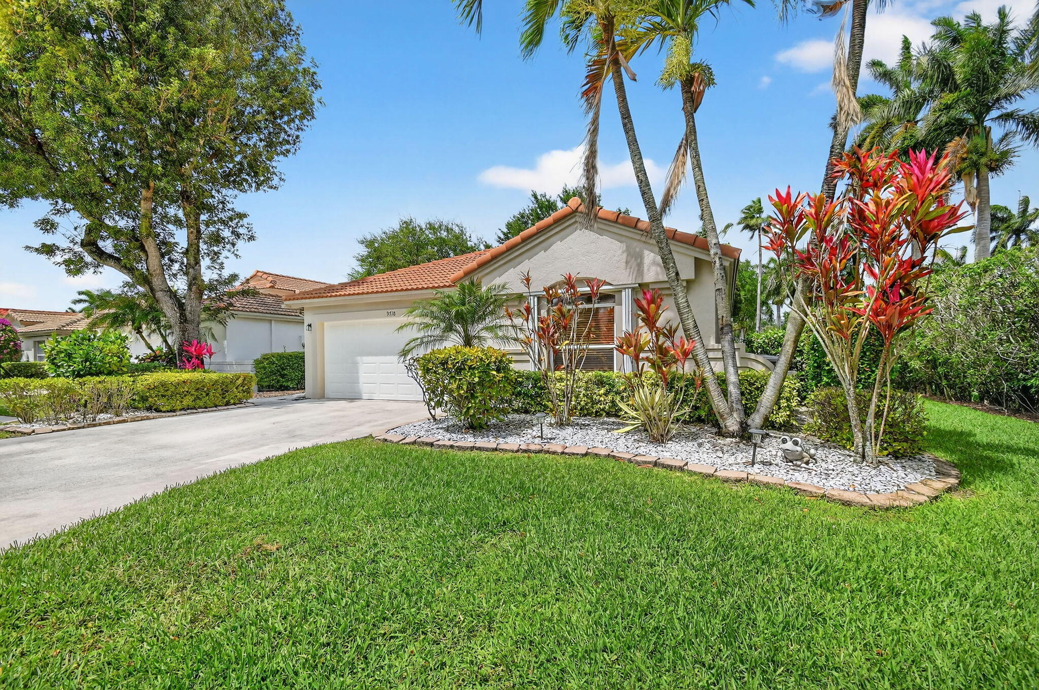 Foto de propiedad en 9718 Harbour Lake Circle, Boynton Beach, FL 33437 Boynton Beach con MLS# 