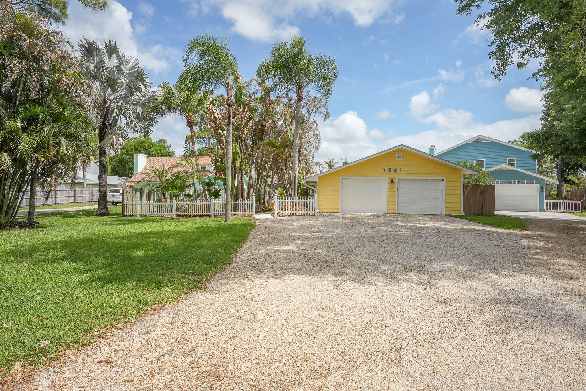 Foto de propiedad en 1341 SW Evergreen Lane, Palm City, FL 34990 Palm City con MLS# 