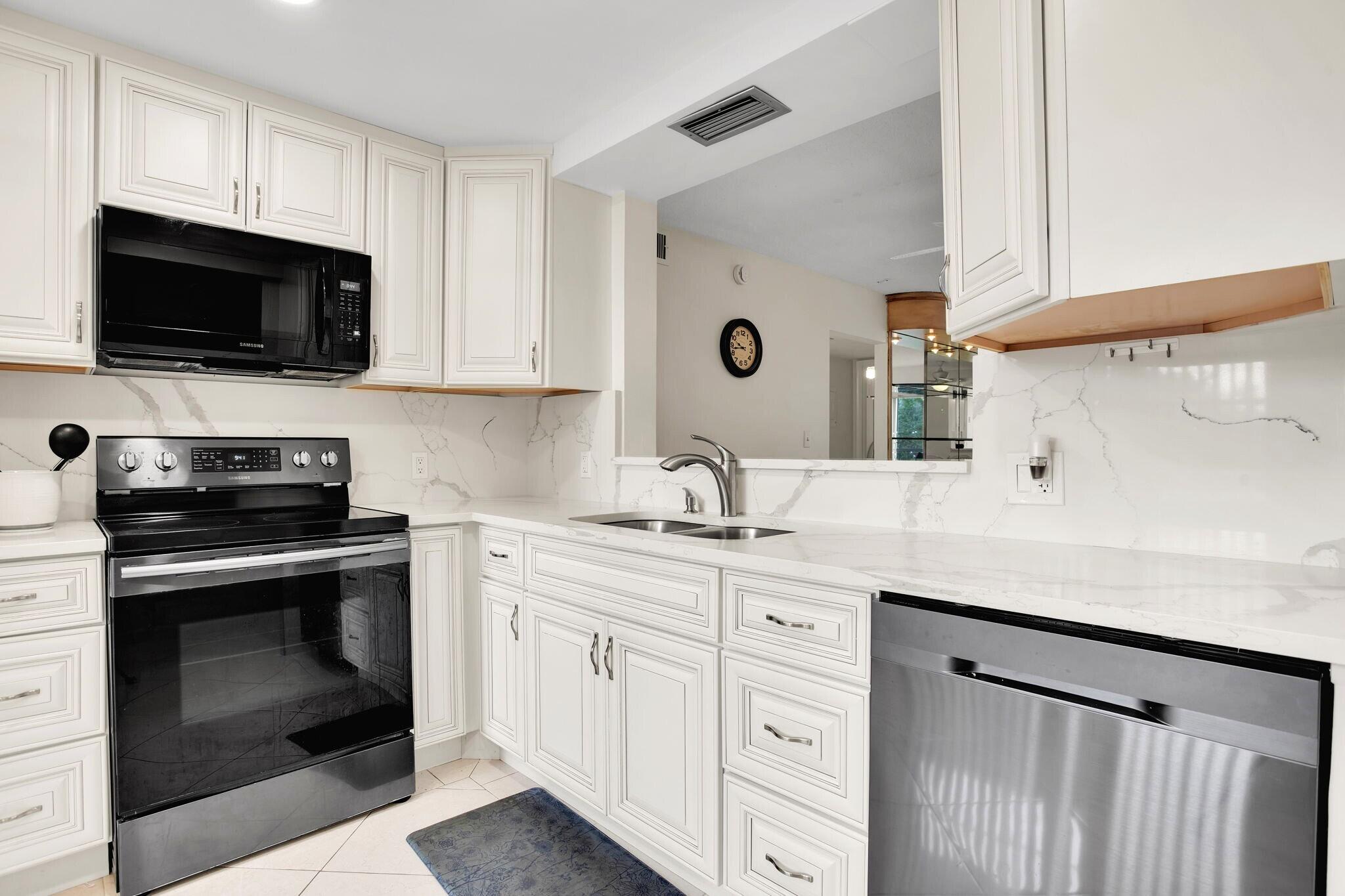 Foto de propiedad en 4701 Martinique Drive K3, Coconut Creek, FL 33066 Coconut Creek con MLS# 