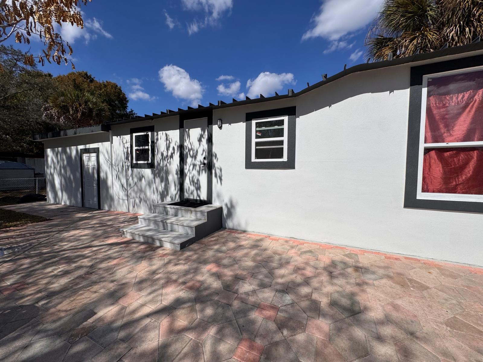 Foto de propiedad en 357 Hunting Club Avenue, Clewiston, FL 33440 Clewiston con MLS# 