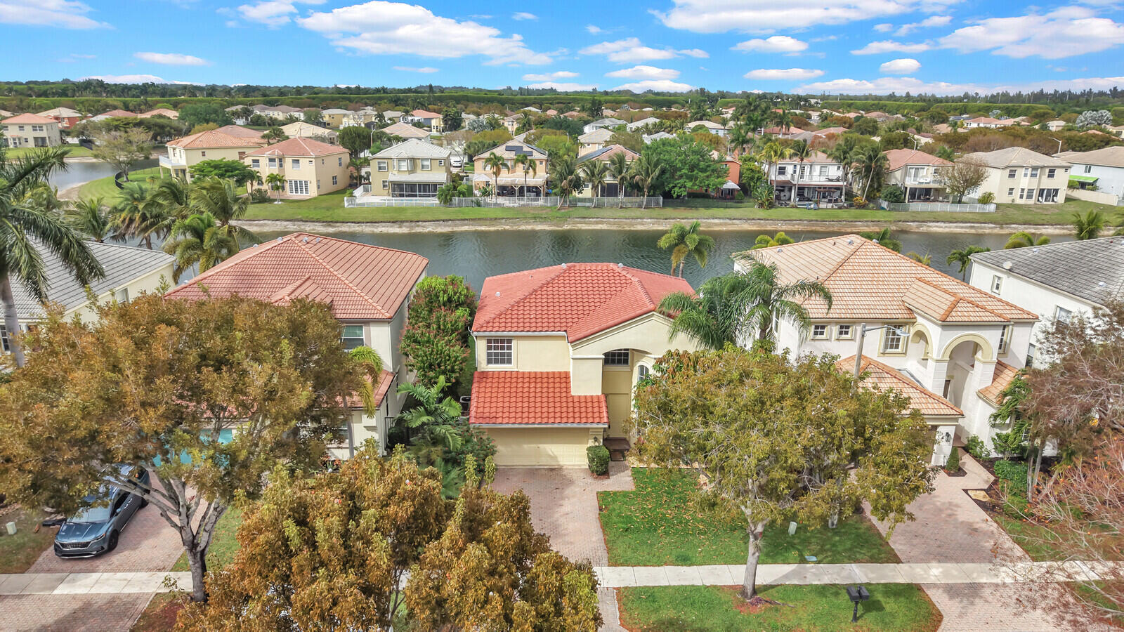 Foto de propiedad en 9037 Alexandra Circle, Wellington, FL 33414 Wellington con MLS# 
